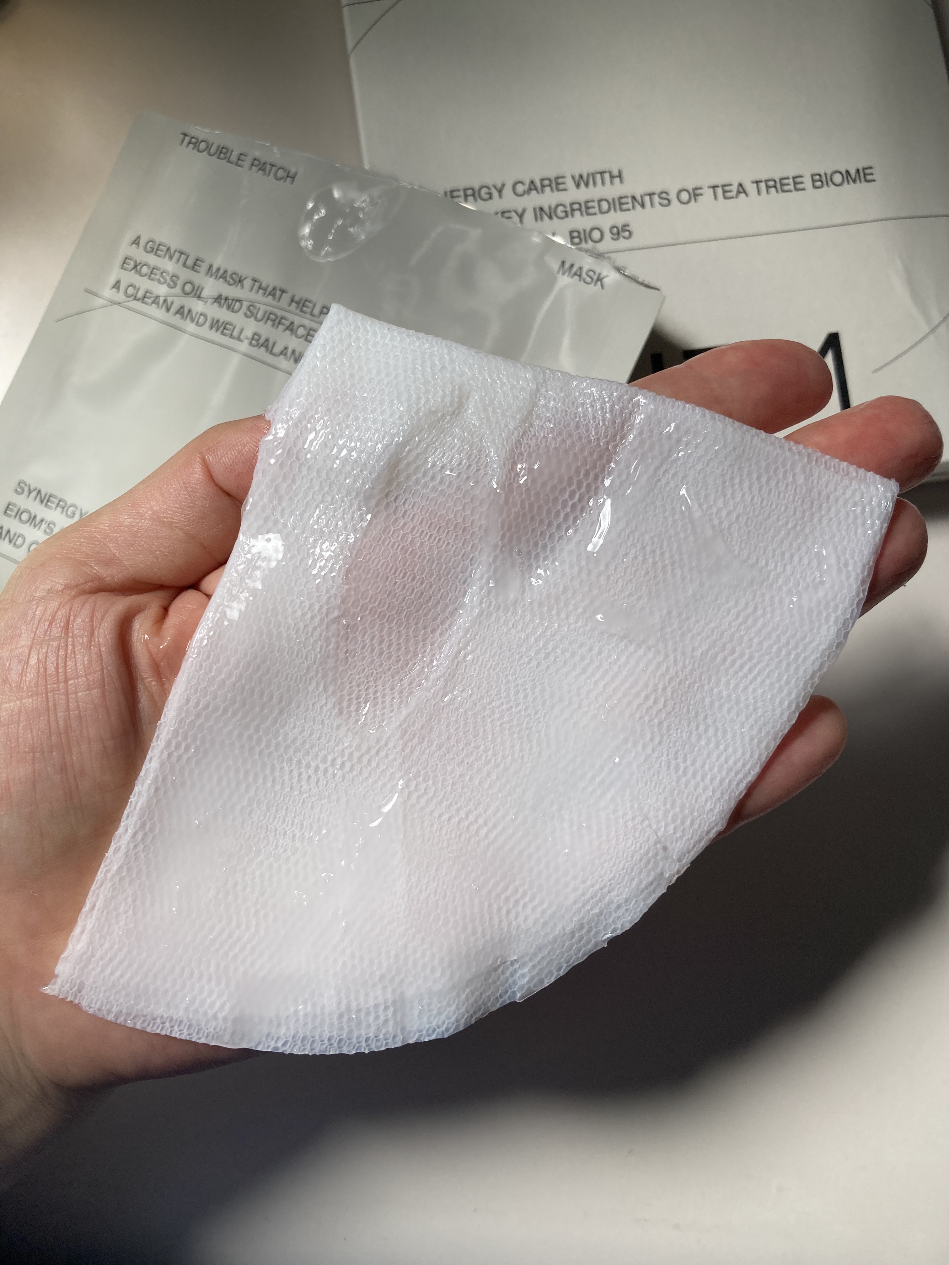 トラブルパッチマスク/EIOM/その他スキンケアを使ったクチコミ（3枚目）