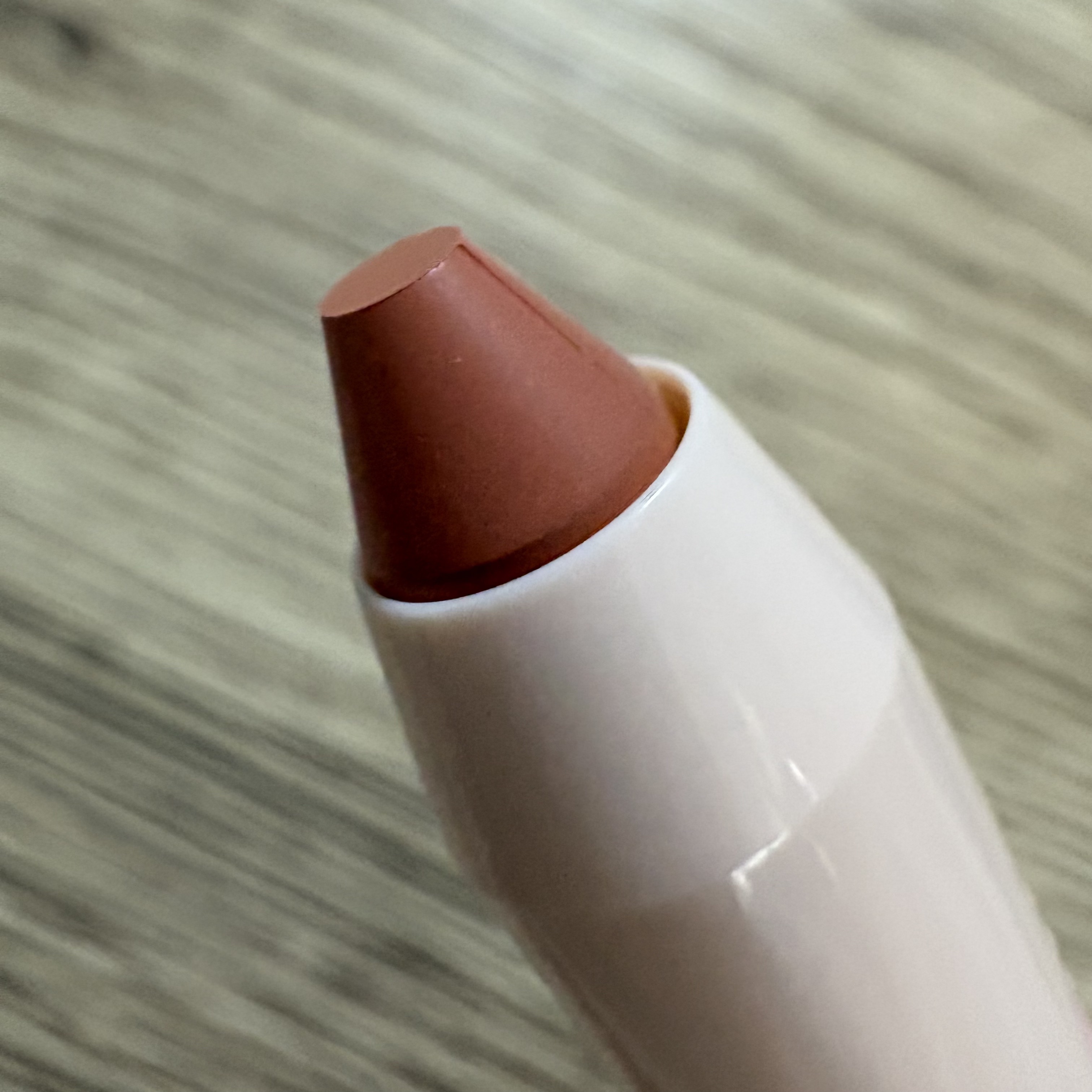 リップセラムクレヨン オレンジテンボ/エトヴォス/口紅を使ったクチコミ（3枚目）