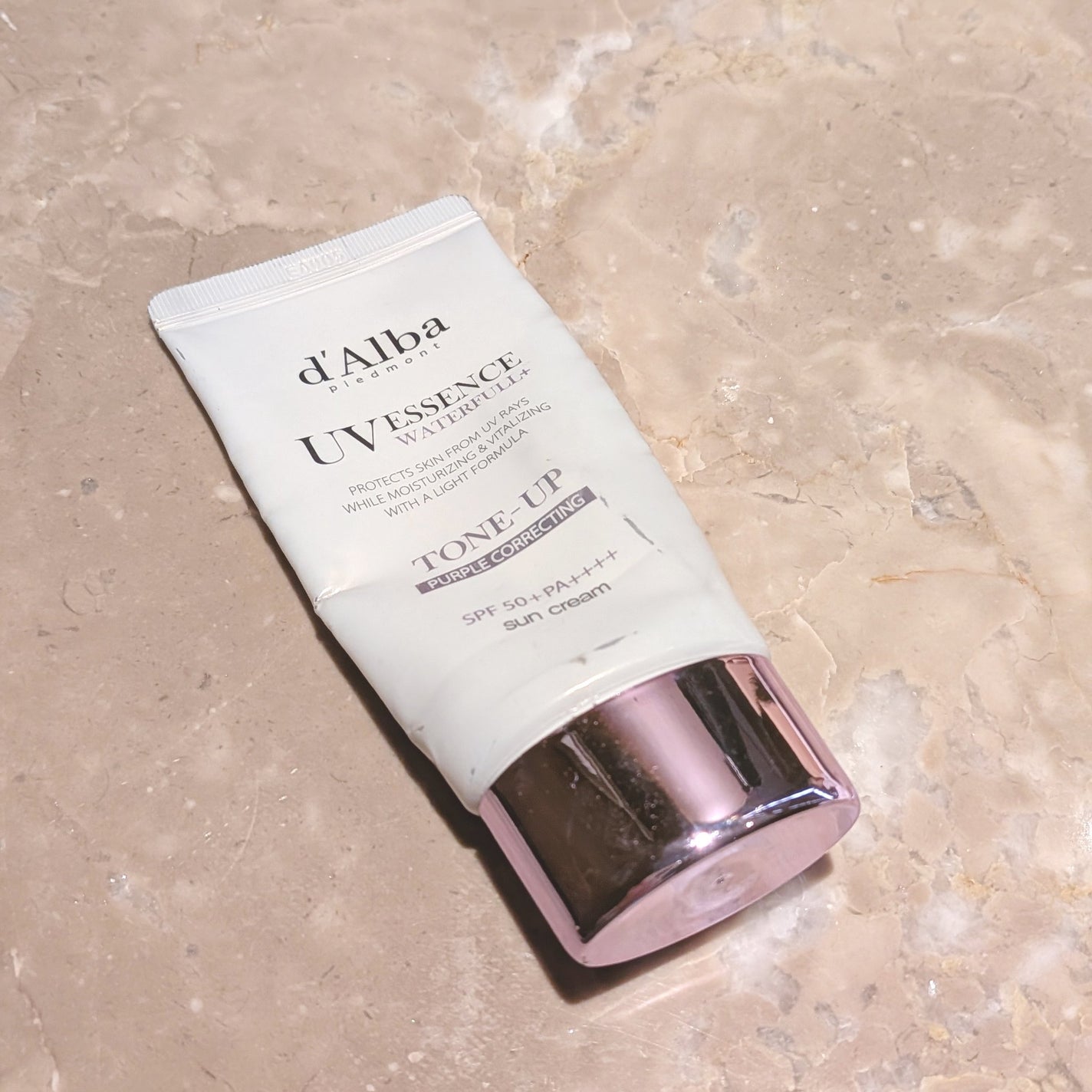 ダルバ ウォータフル トーンアップ サンクリーム(パープル)/ダルバ/日焼け止めクリームを使ったクチコミ(1枚目)