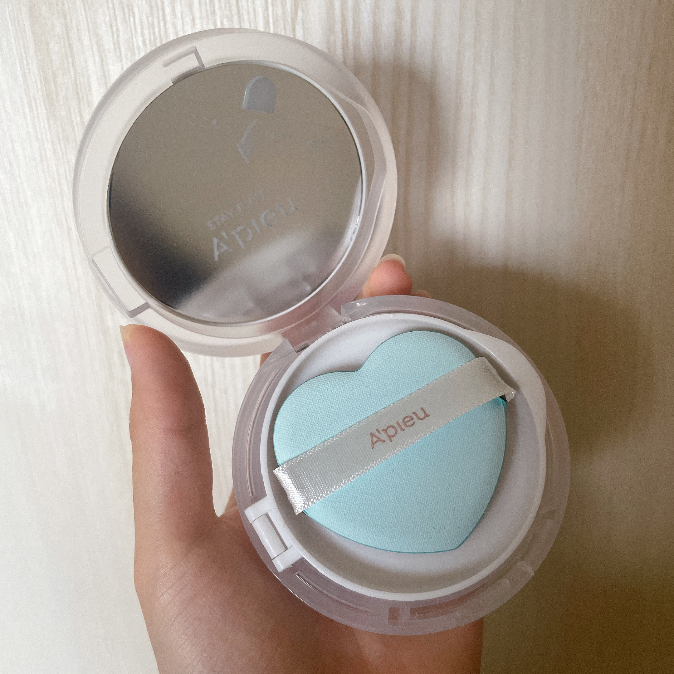 ウォーターロック サラサラパクト/A’pieu/フェイスパウダーを使ったクチコミ（2枚目）