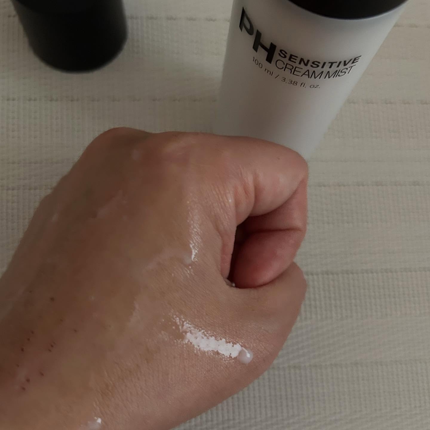 PHセンシティブクリームミスト/SAM'U/ミスト状化粧水を使ったクチコミ（3枚目）