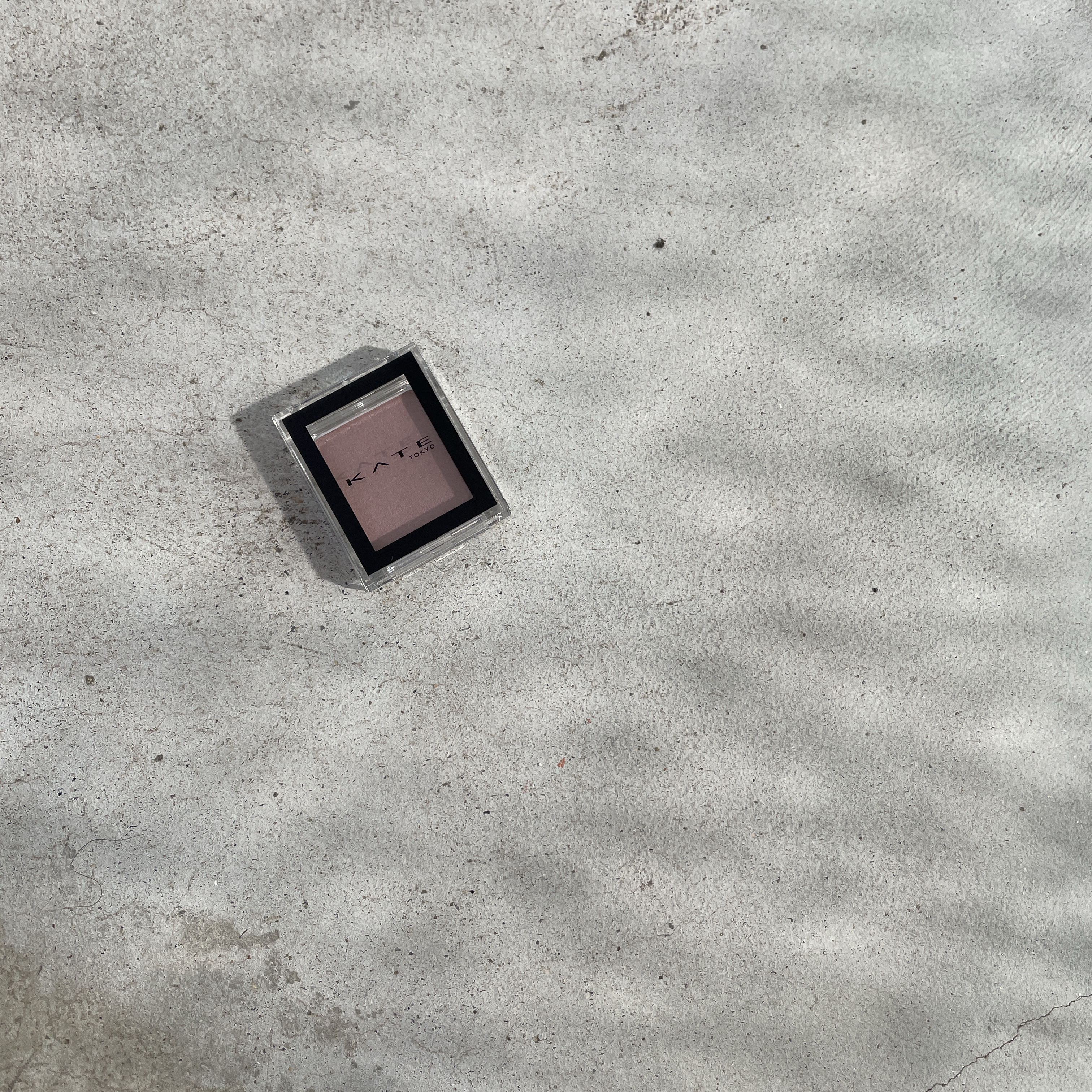 ケイト ザ アイカラー/KATE/単色アイシャドウを使ったクチコミ（1枚目）