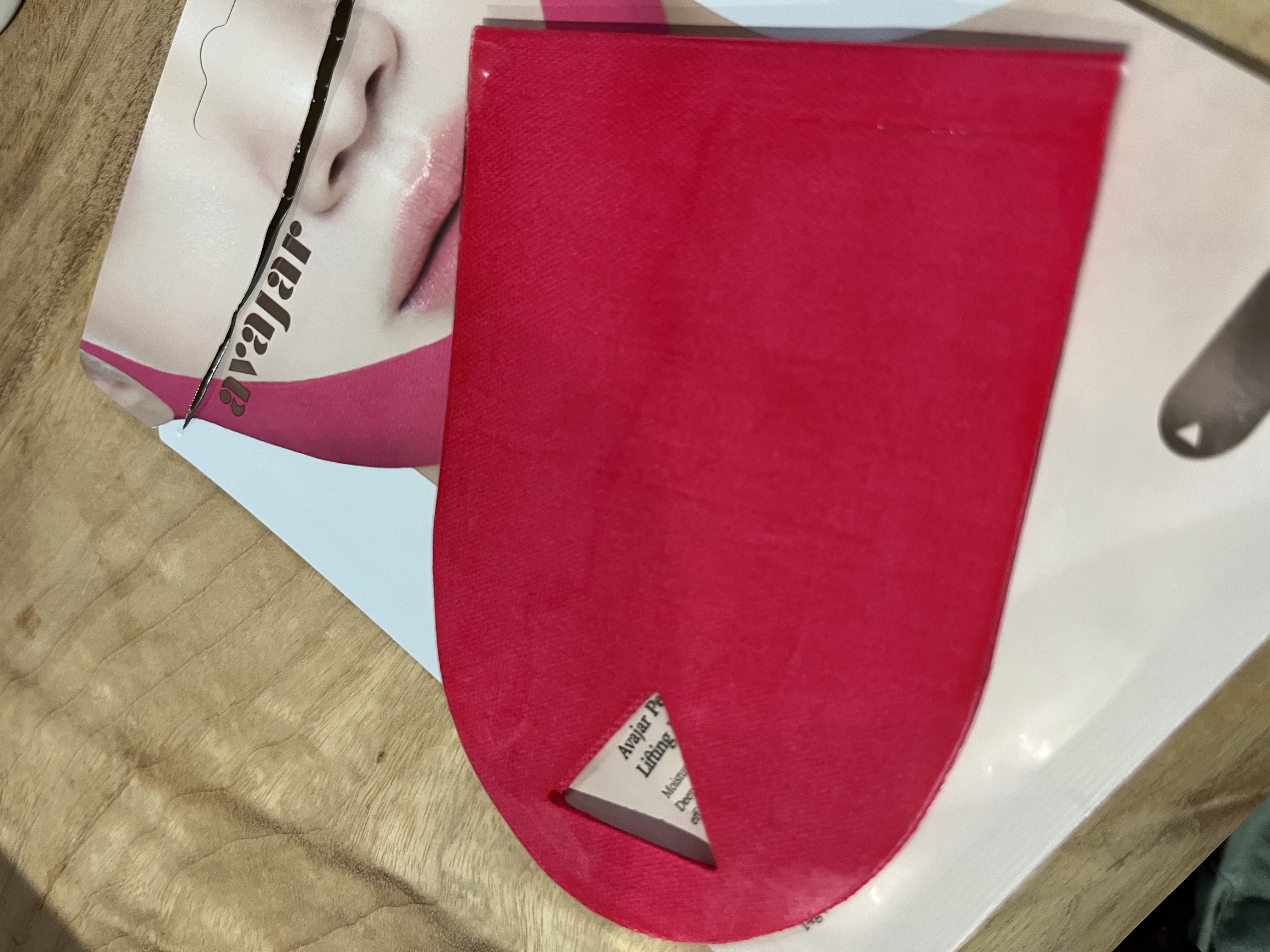 エイバジャル パーフェクトVリフティング プレミアムマスク/avajar/シートマスク・パックを使ったクチコミ（1枚目）