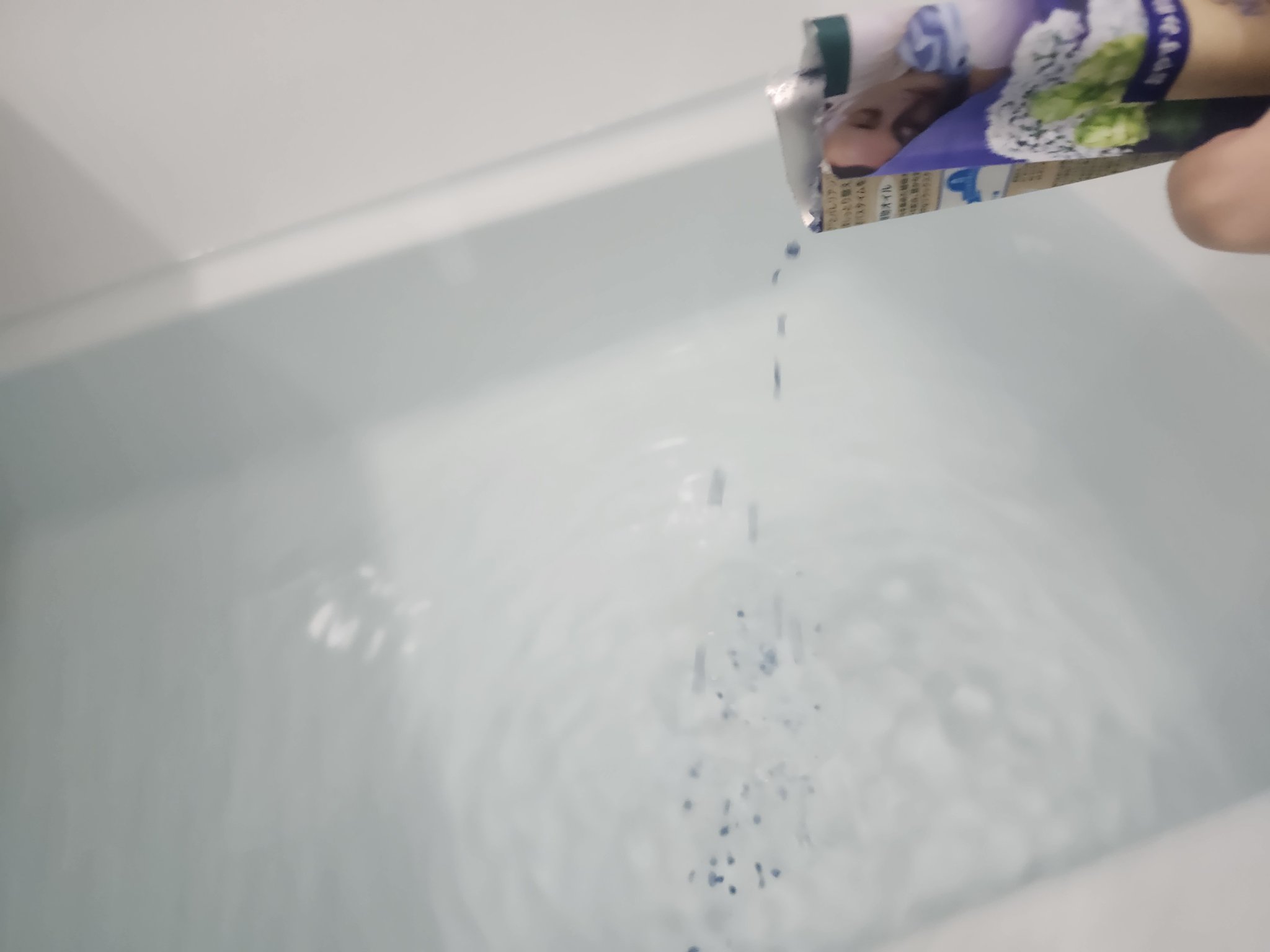 クナイプ グーテナハト バスソルト ホップ＆バレリアンの香り 50g/クナイプ/無機塩系入浴剤を使ったクチコミ（3枚目）