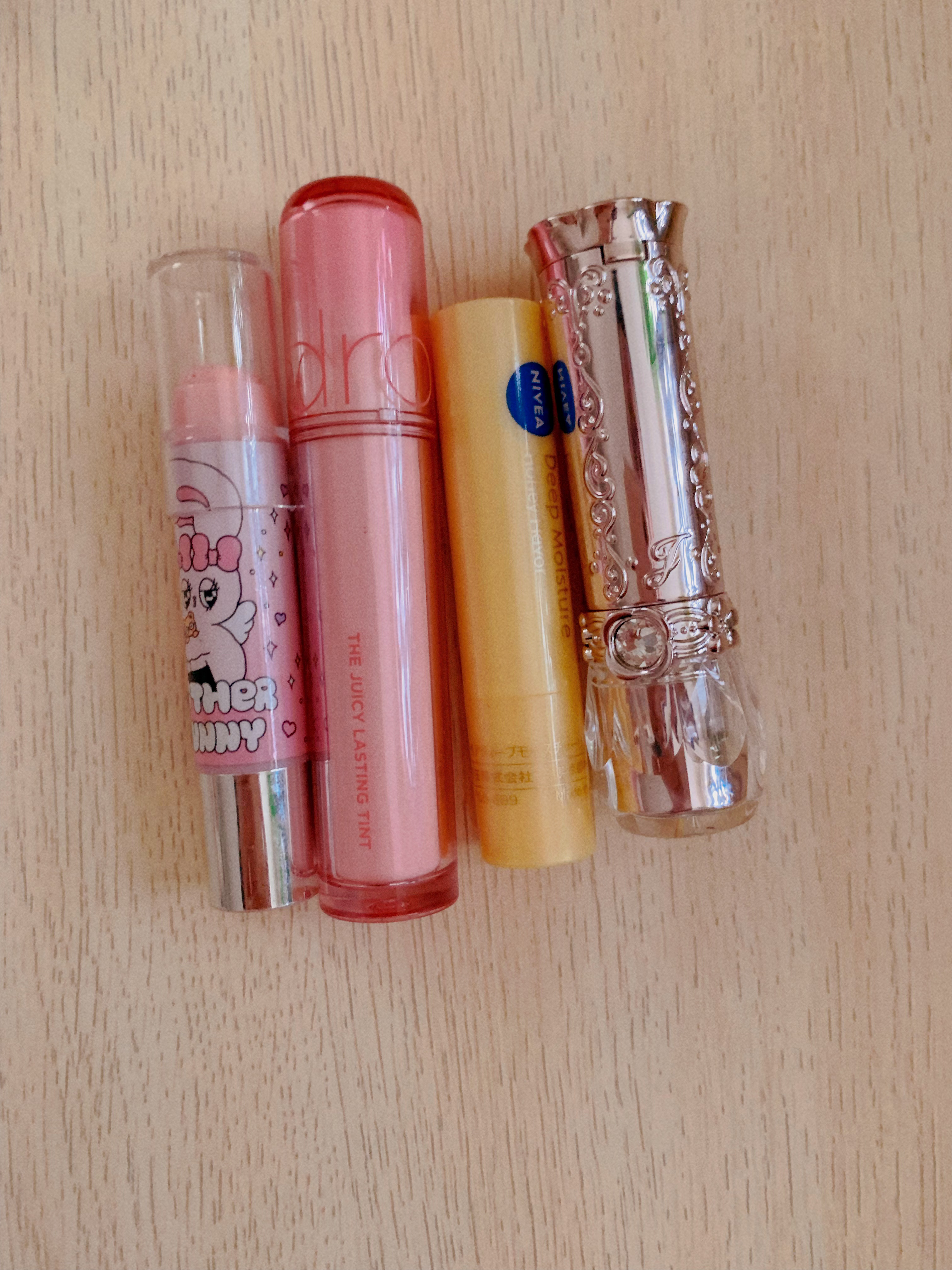 ザ ジューシーラスティングティント 28 スノーストロベリー/rom&nd/リップティントを使ったクチコミ（1枚目）