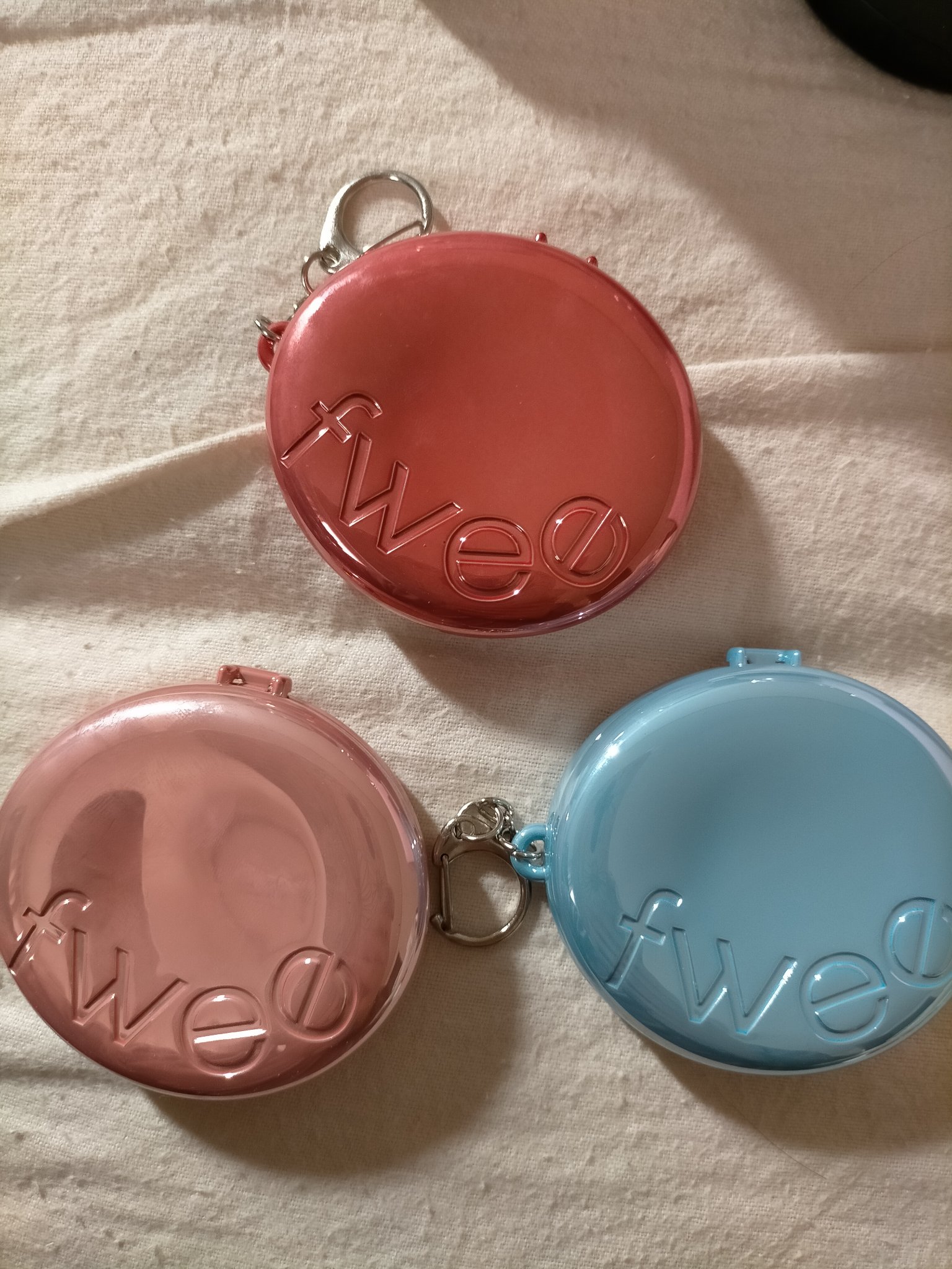 フィー ポケットアイパレット EP04 ソルティキャラメル/fwee/アイシャドウパレットを使ったクチコミ（1枚目）