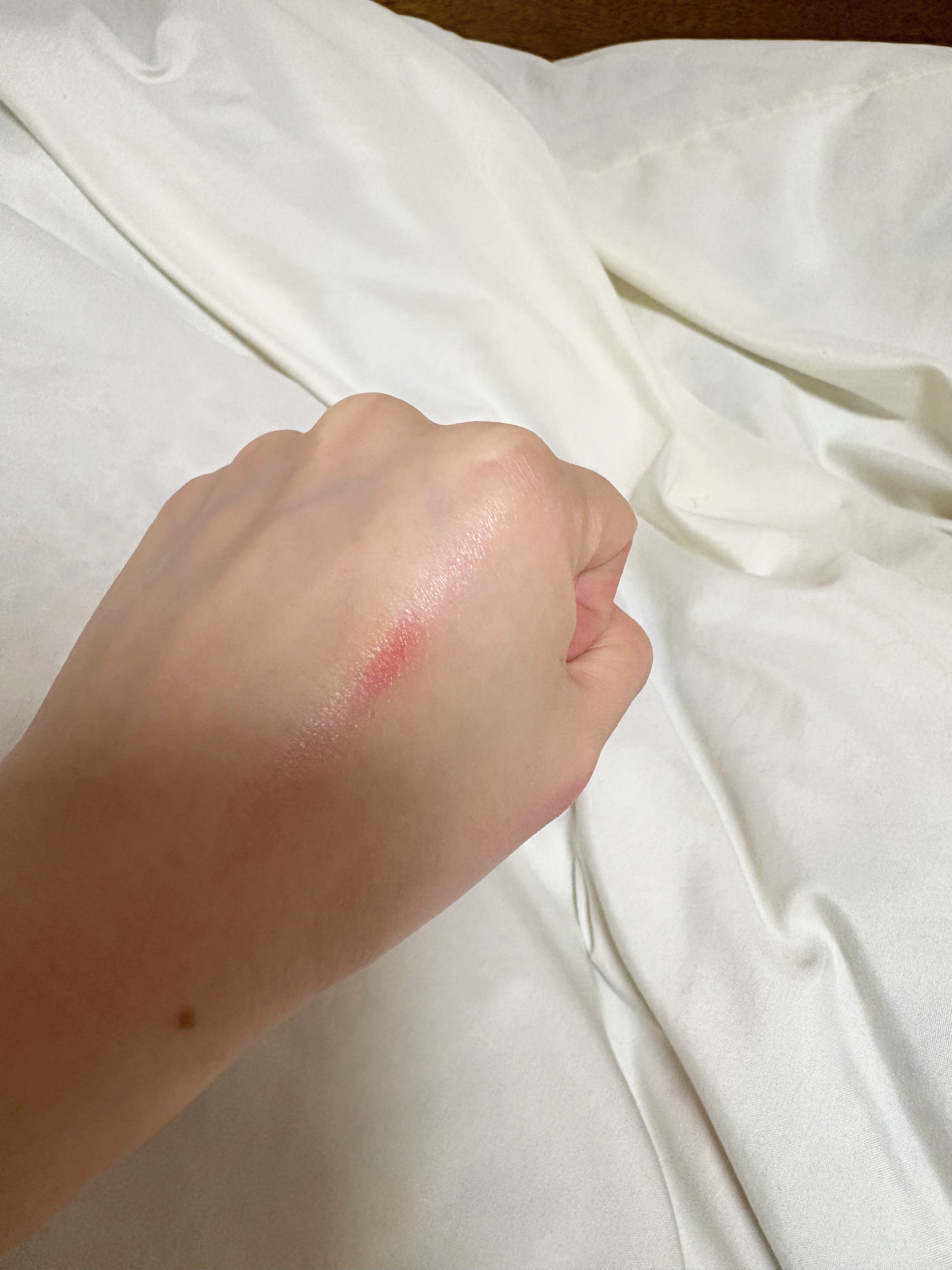 ザ ジューシーラスティングティント/rom&nd/リップティントを使ったクチコミ（3枚目）