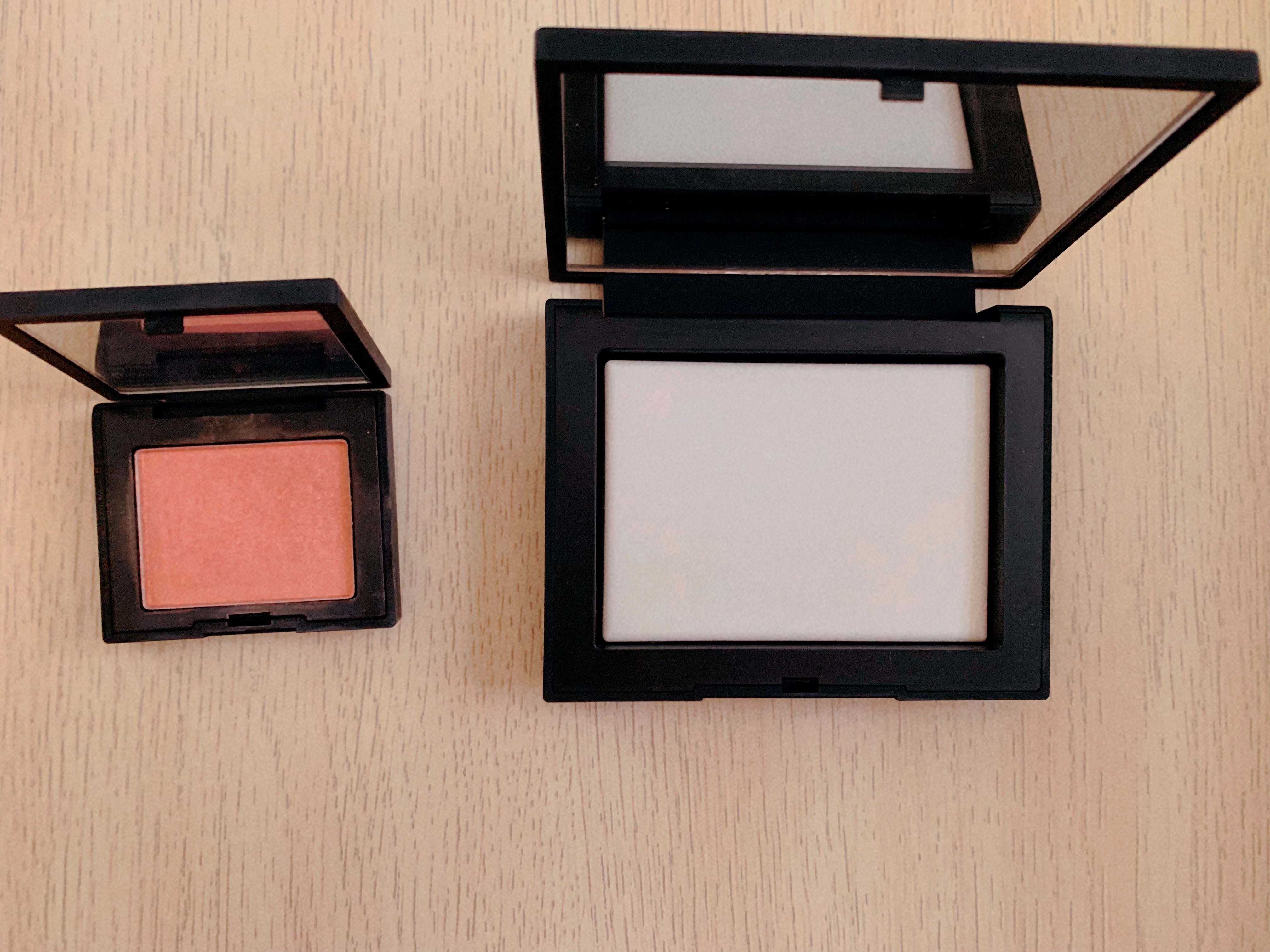 ライトリフレクティングセッティングパウダー　プレスト　N/NARS/プレストパウダーを使ったクチコミ（2枚目）