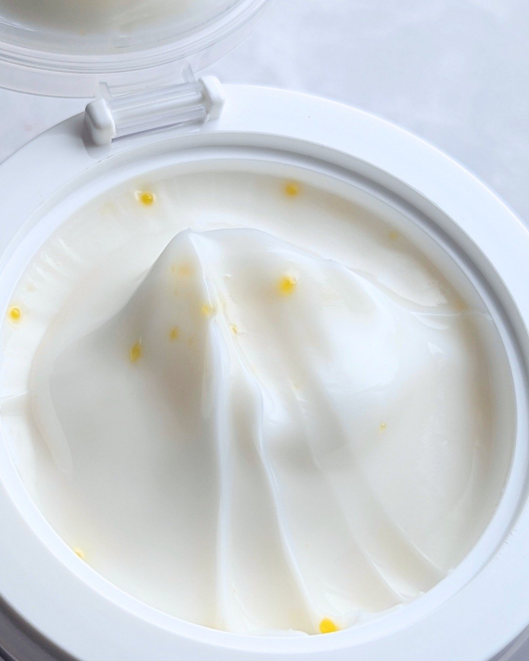 ビタトーニングカプセルクリーム/ダルバ/フェイスクリームを使ったクチコミ（3枚目）