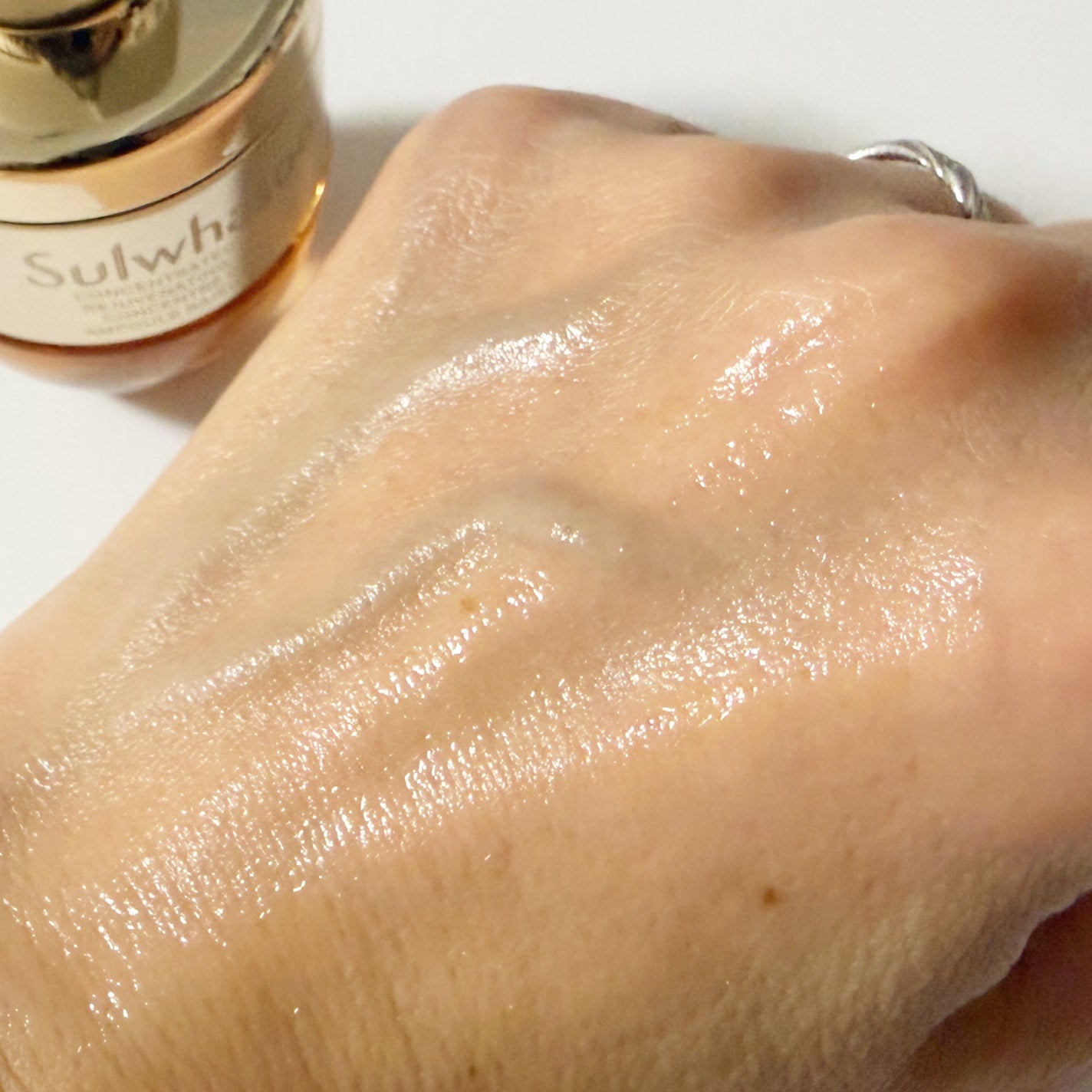 滋陰生(ジャウムセン)アンプル / ブライトニングアンプル/Sulwhasoo/美容液を使ったクチコミ(5枚目)