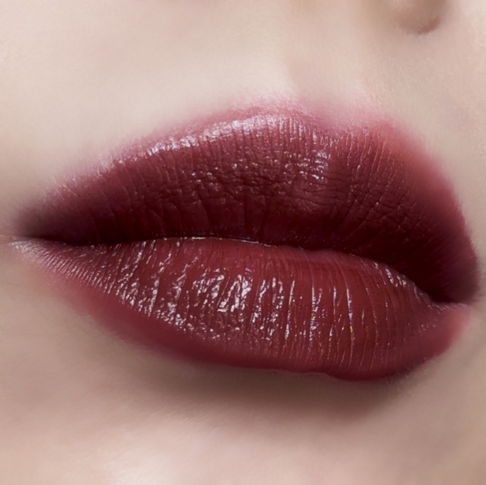 ダークレッド リップスティック M・A・Cの口紅 リップスティック他、2商品を使った口コミ -最近4日間の