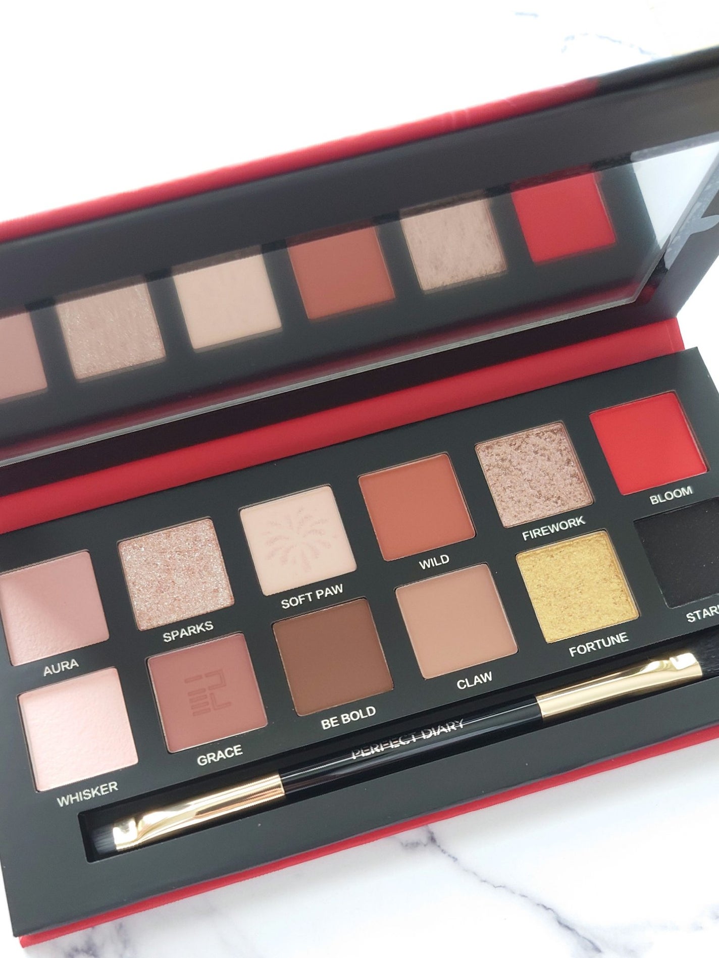 エクスプローラ12色 動物アイシャドウパレット/PERFECT DIARY/アイシャドウパレットを使ったクチコミ(2枚目)