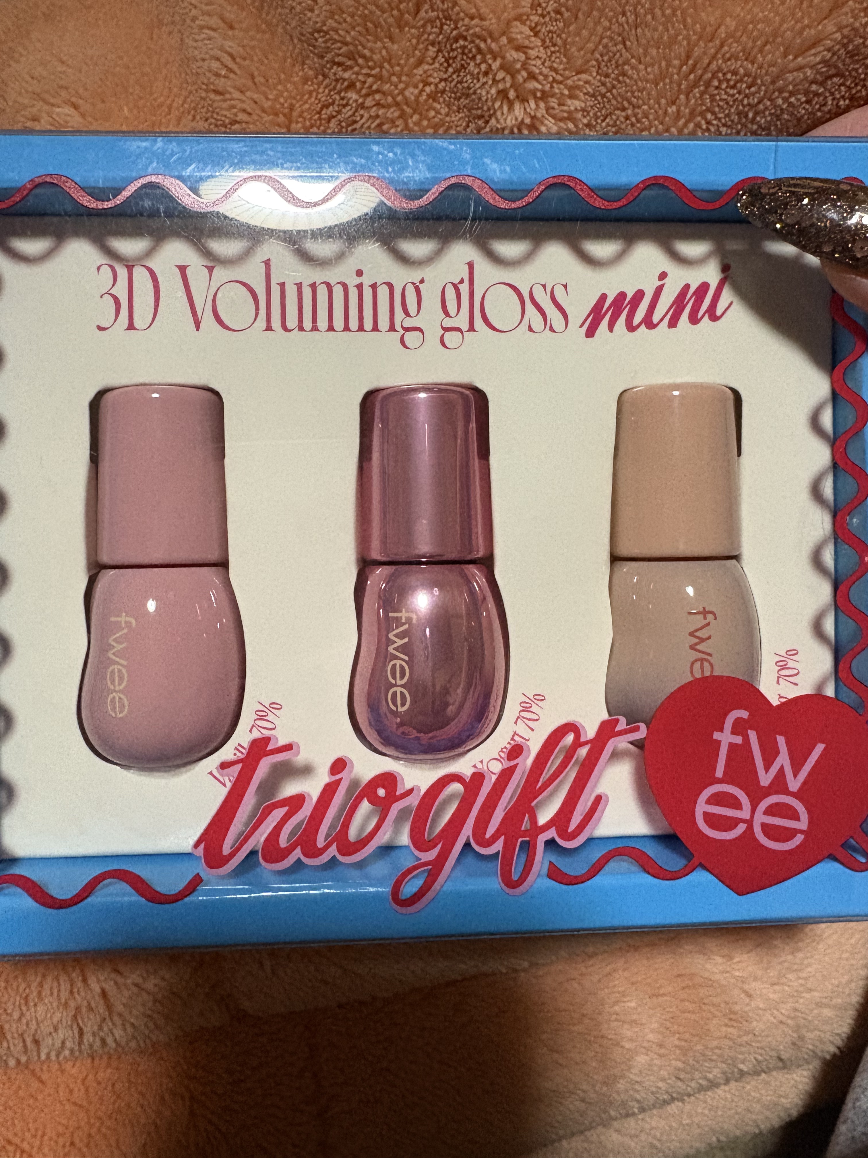 3Dボリューミンググロス ミニトリオギフト/fwee/メイクアップキットを使ったクチコミ（1枚目）