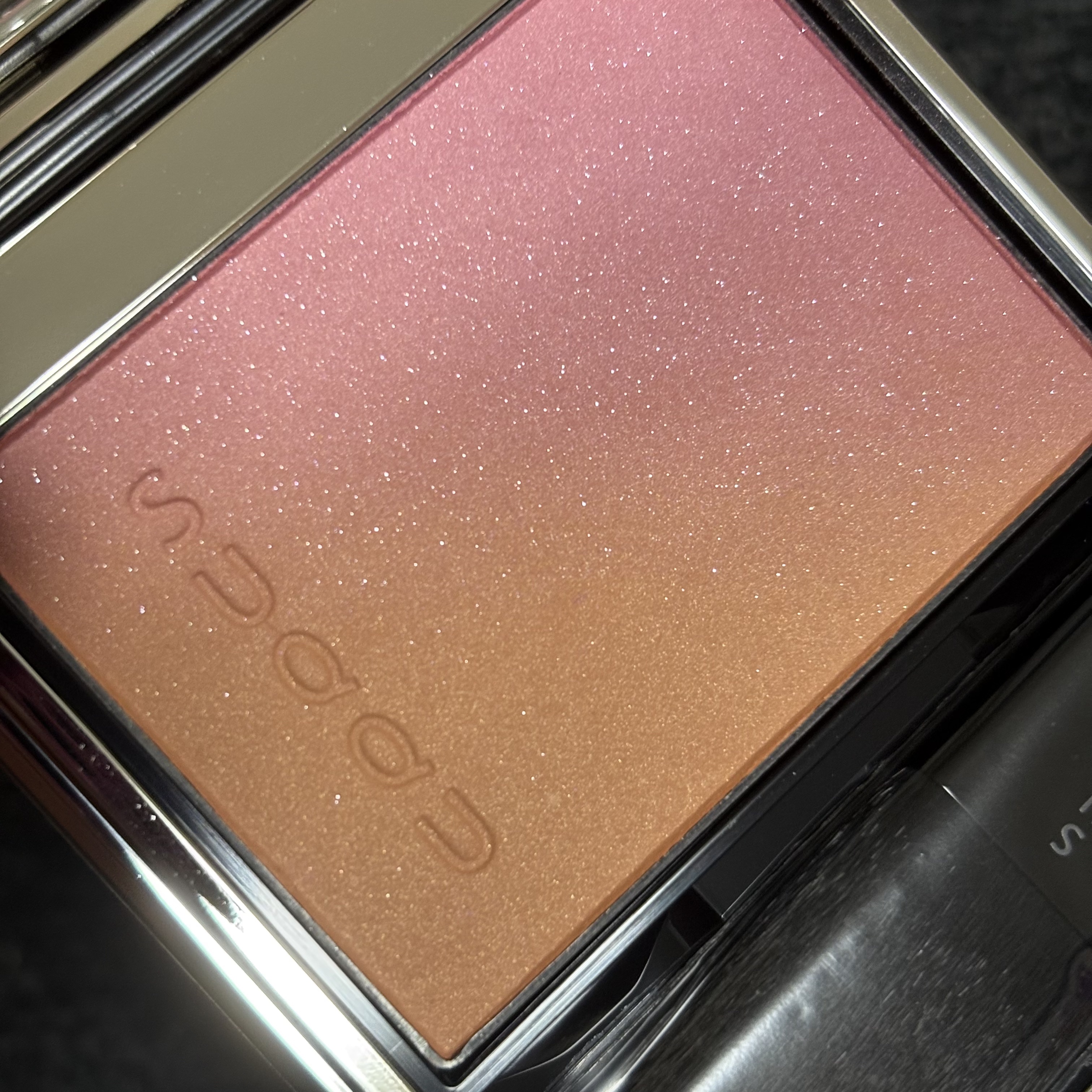 ブラーリング カラー ブラッシュ/SUQQU/パウダーチークを使ったクチコミ（3枚目）