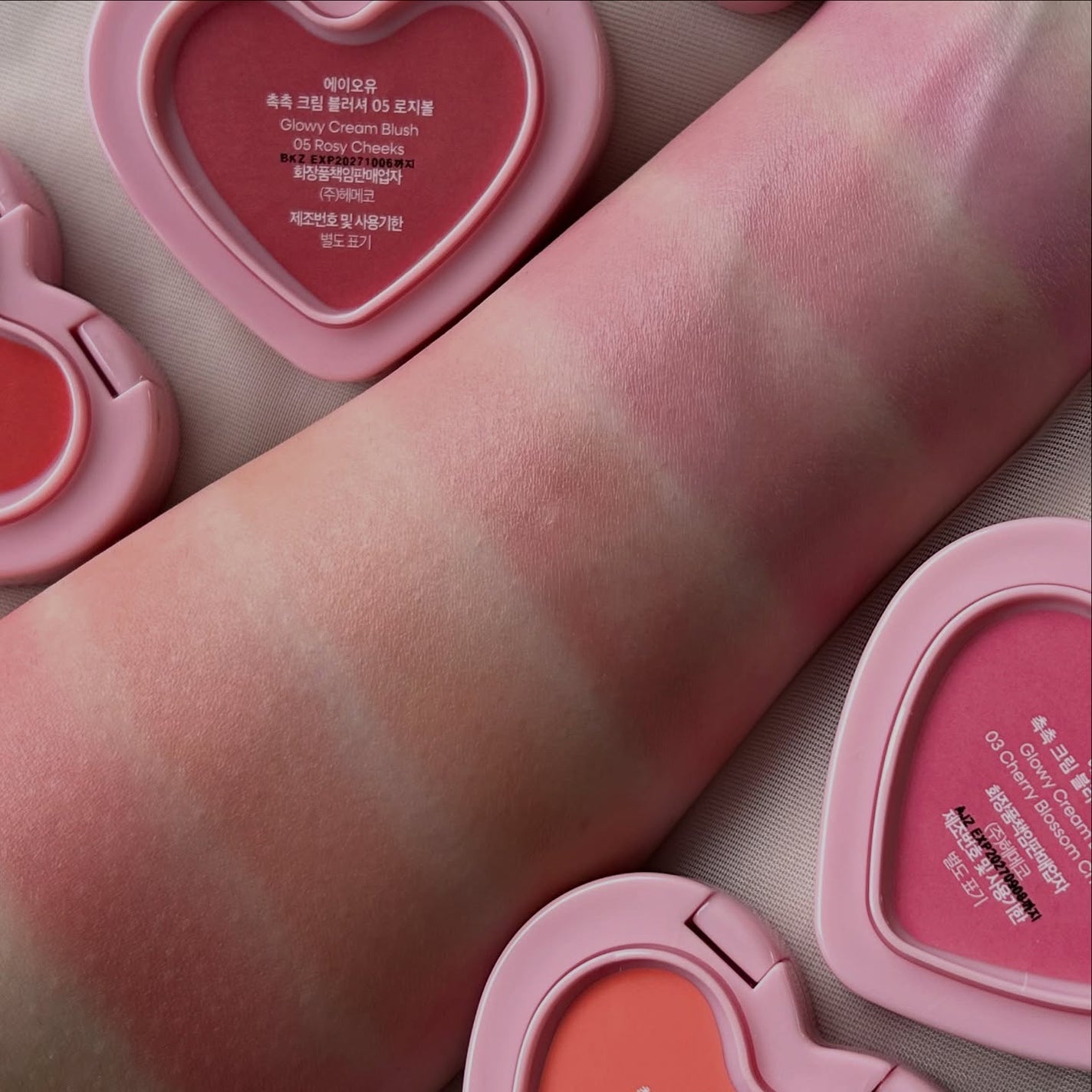 GLOWY CREAM BLUSH/AOU/ジェル・クリームチークを使ったクチコミ(7枚目)