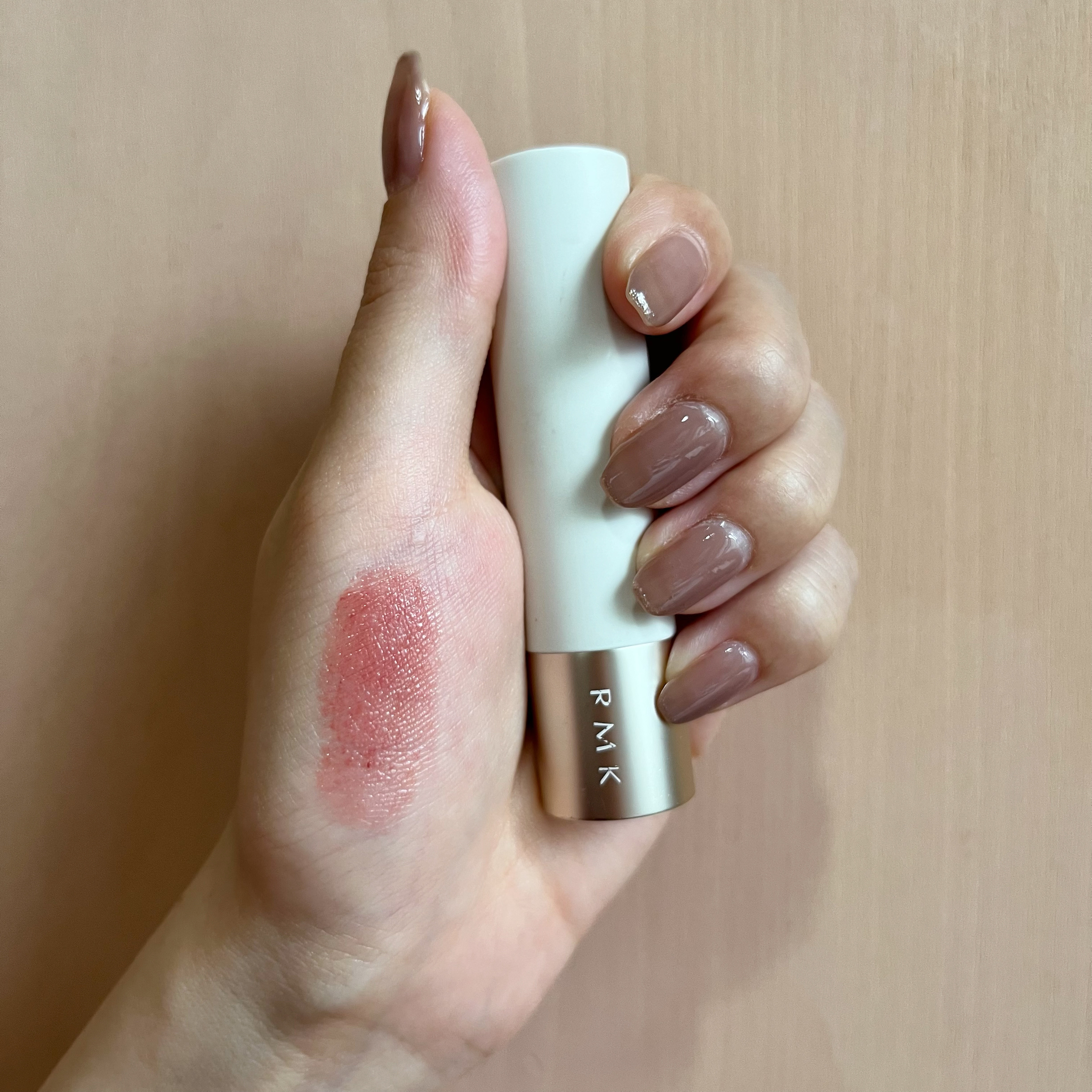 試してみた】ラ ブーシュ•ルージュ La Bouche Rougeの人気色