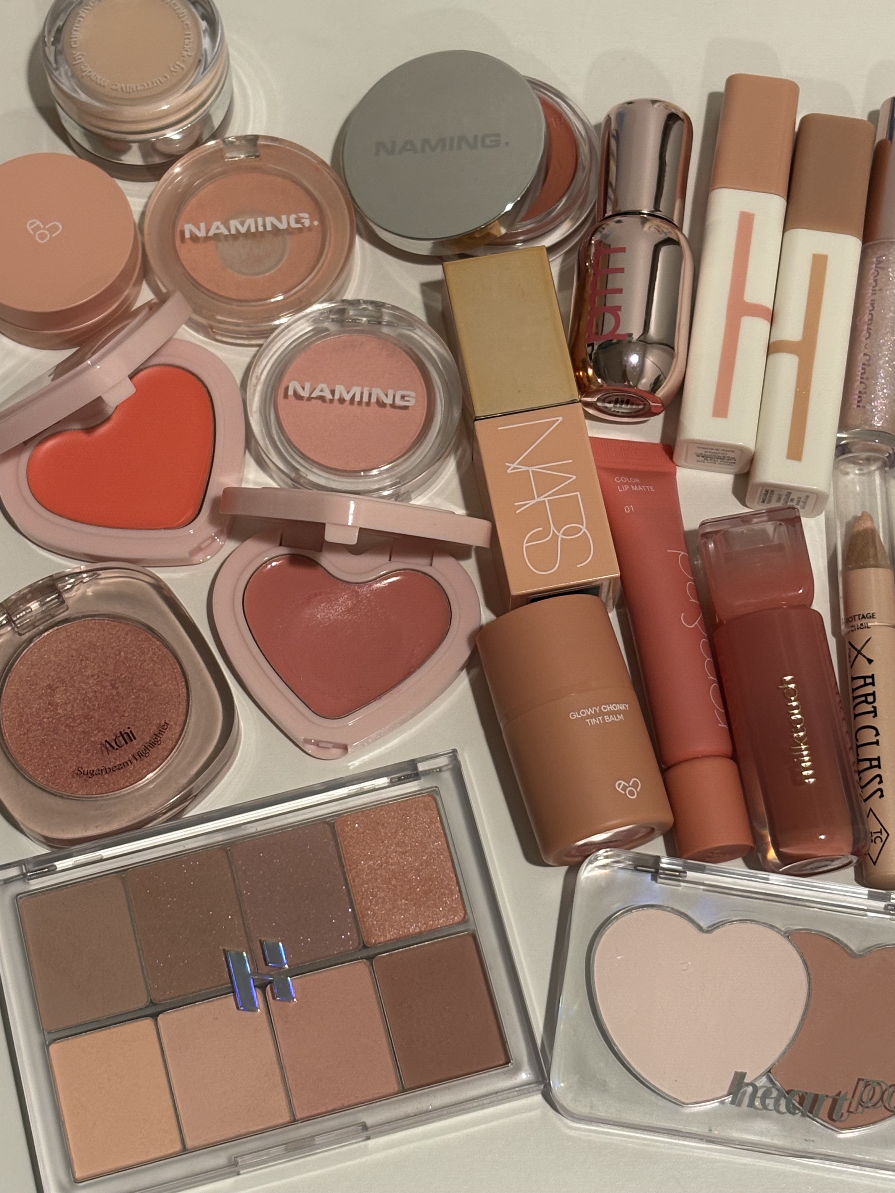 ネーミング フラッフィーパウダーブラッシュ CRR01 PERKY/NAMING./パウダーチークを使ったクチコミ（1枚目）