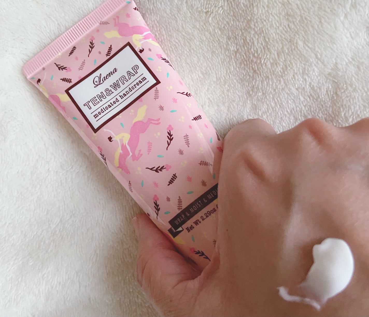 min on LIPS 「ラエナ薬用ハンドクリームテントラップピーチウーロンティーの香り..」(2枚目)