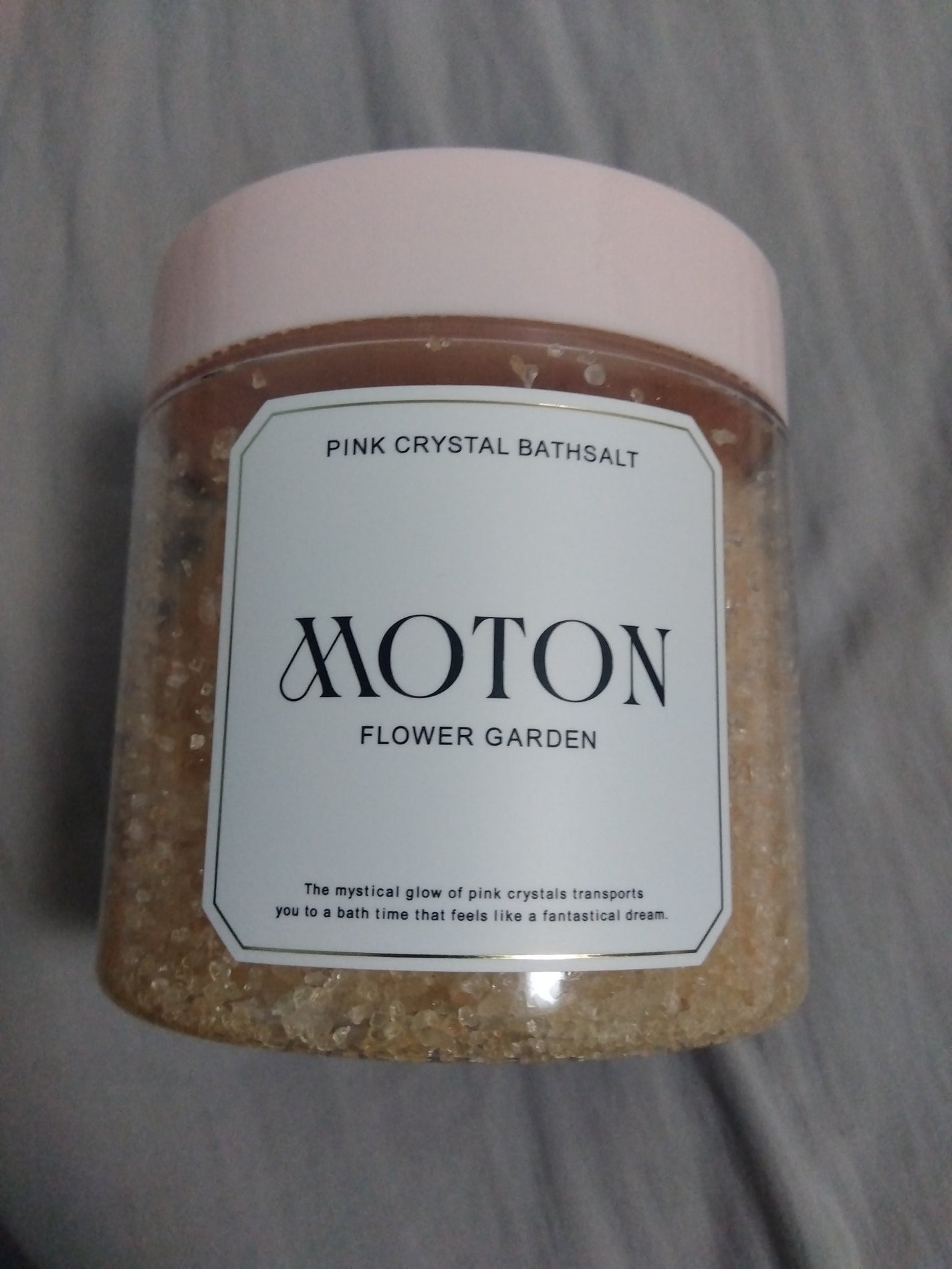 ピンククリスタルバスソルトFLOWER GARDEN/MOTON/無機塩系入浴剤を使ったクチコミ(1枚目)