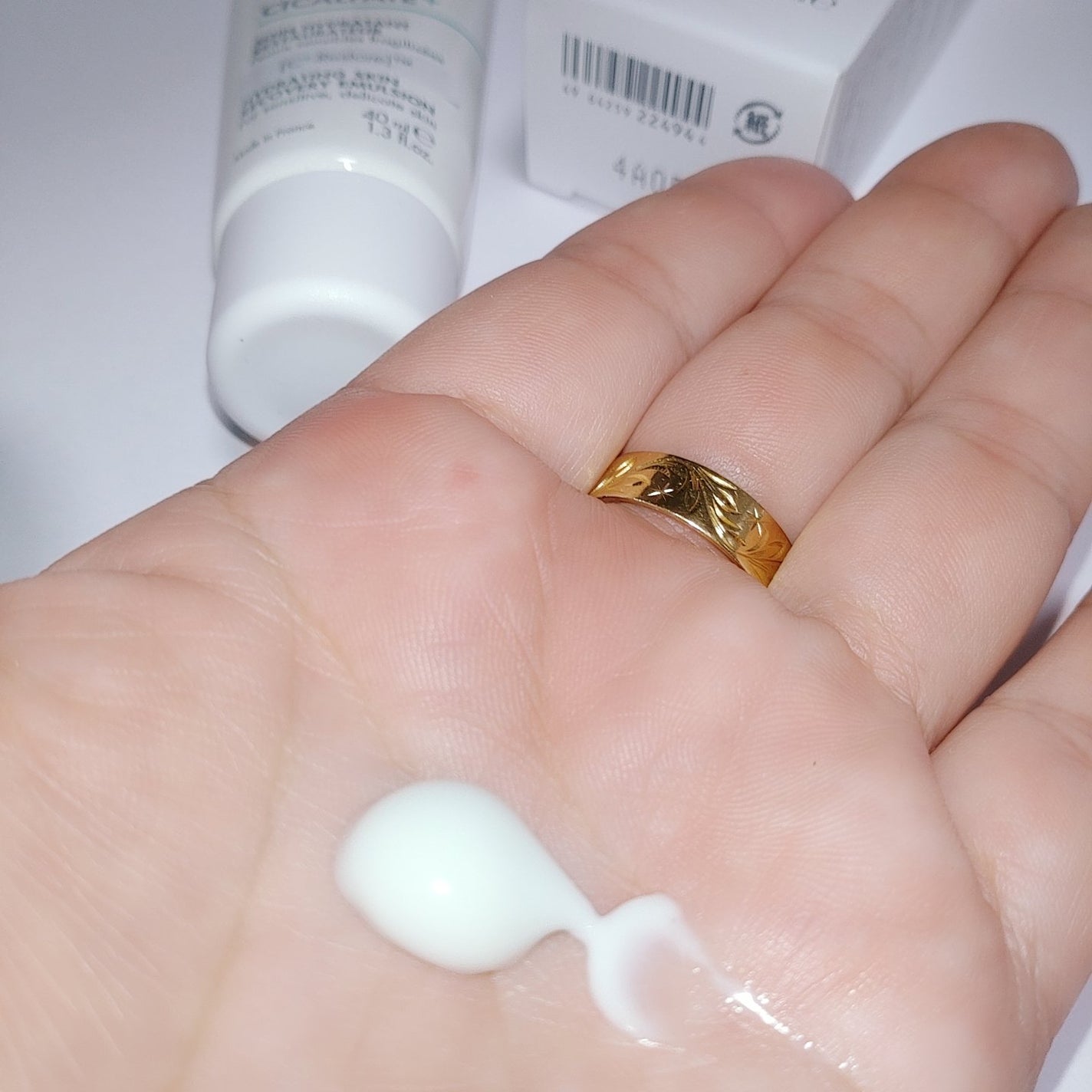 シカルファットプラス リペアミルク/アベンヌ/乳液を使ったクチコミ(3枚目)