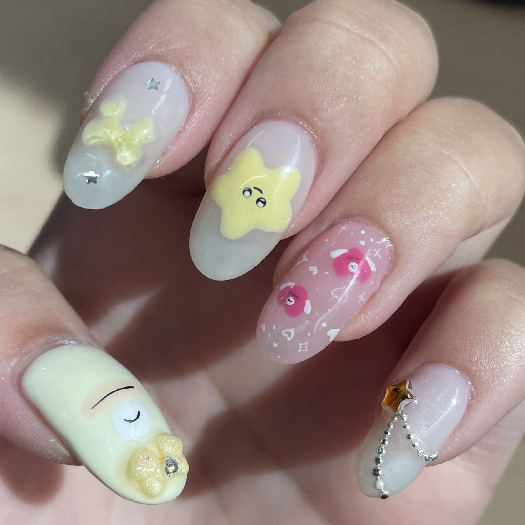 #ネイル,#ジェルネイル,#キラキラネイル,#簡単ネイル,#夏ネイル,#秋ネイル,#冬ネイル,#大人ネイル,#大人ネイル,#韓国ネイル,#フットネイル,#キャラネイル,#キャラクターネイルのネイルデザイン