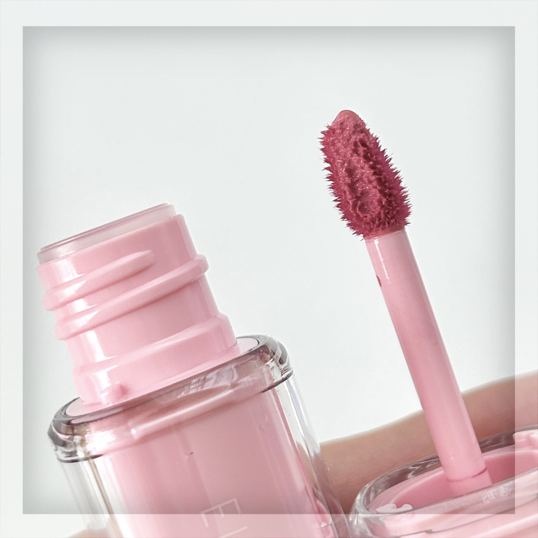 Dewy Syrup Tint/EITHER＆/口紅を使ったクチコミ（2枚目）