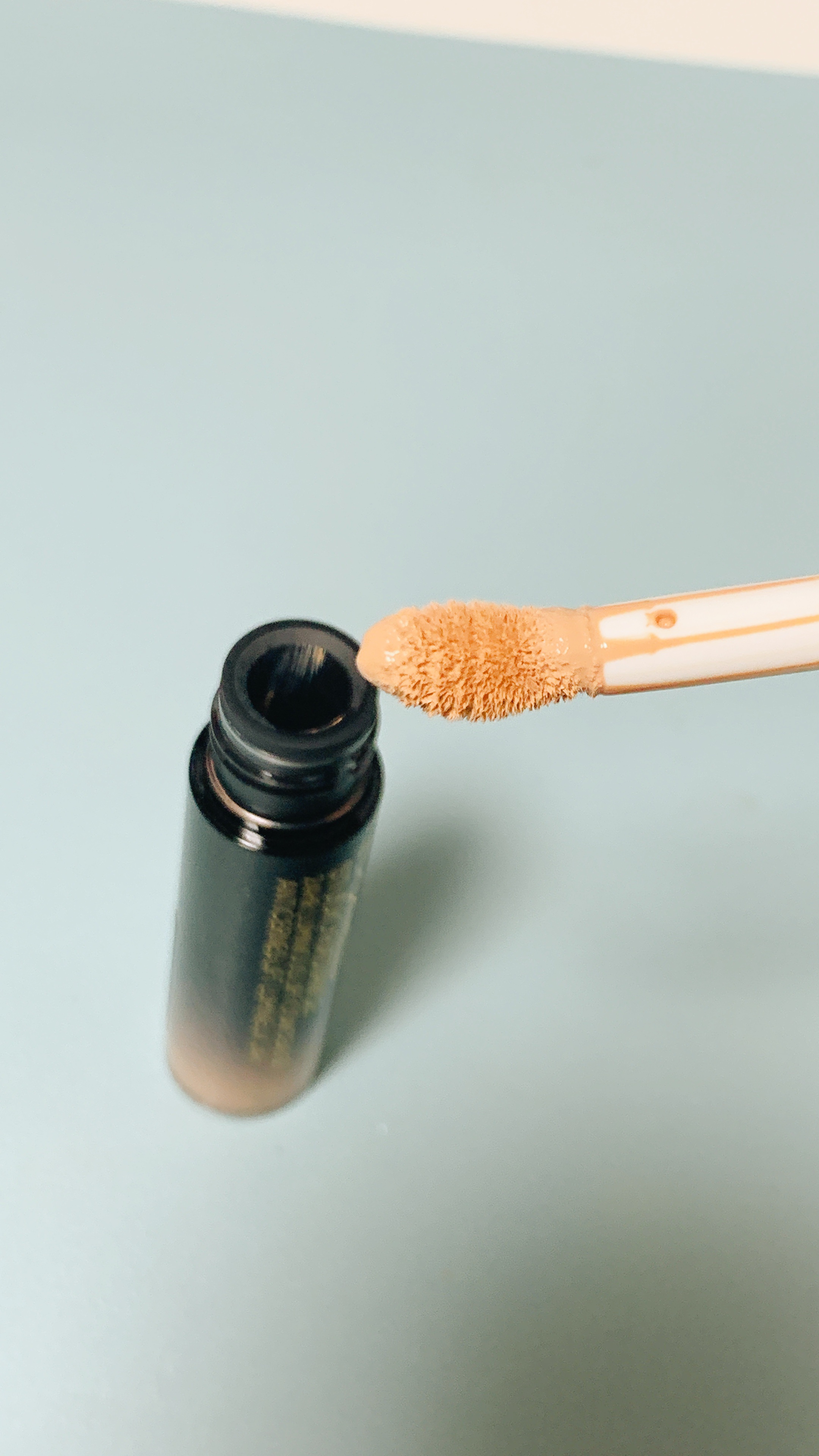 スタジオ ラディアンス 24 ルミナス コンシーラー/M・A・C/リキッドコンシーラーを使ったクチコミ（1枚目）