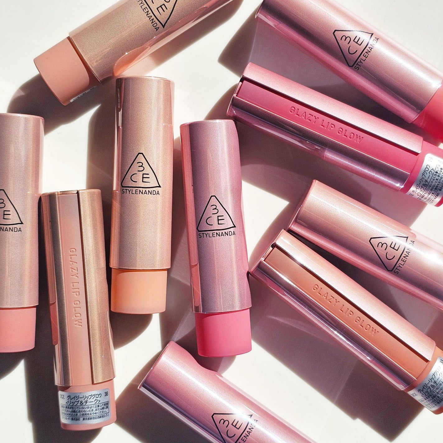 3CE グレイジーリップグロウ/3CE/リップグロスを使ったクチコミ(2枚目)