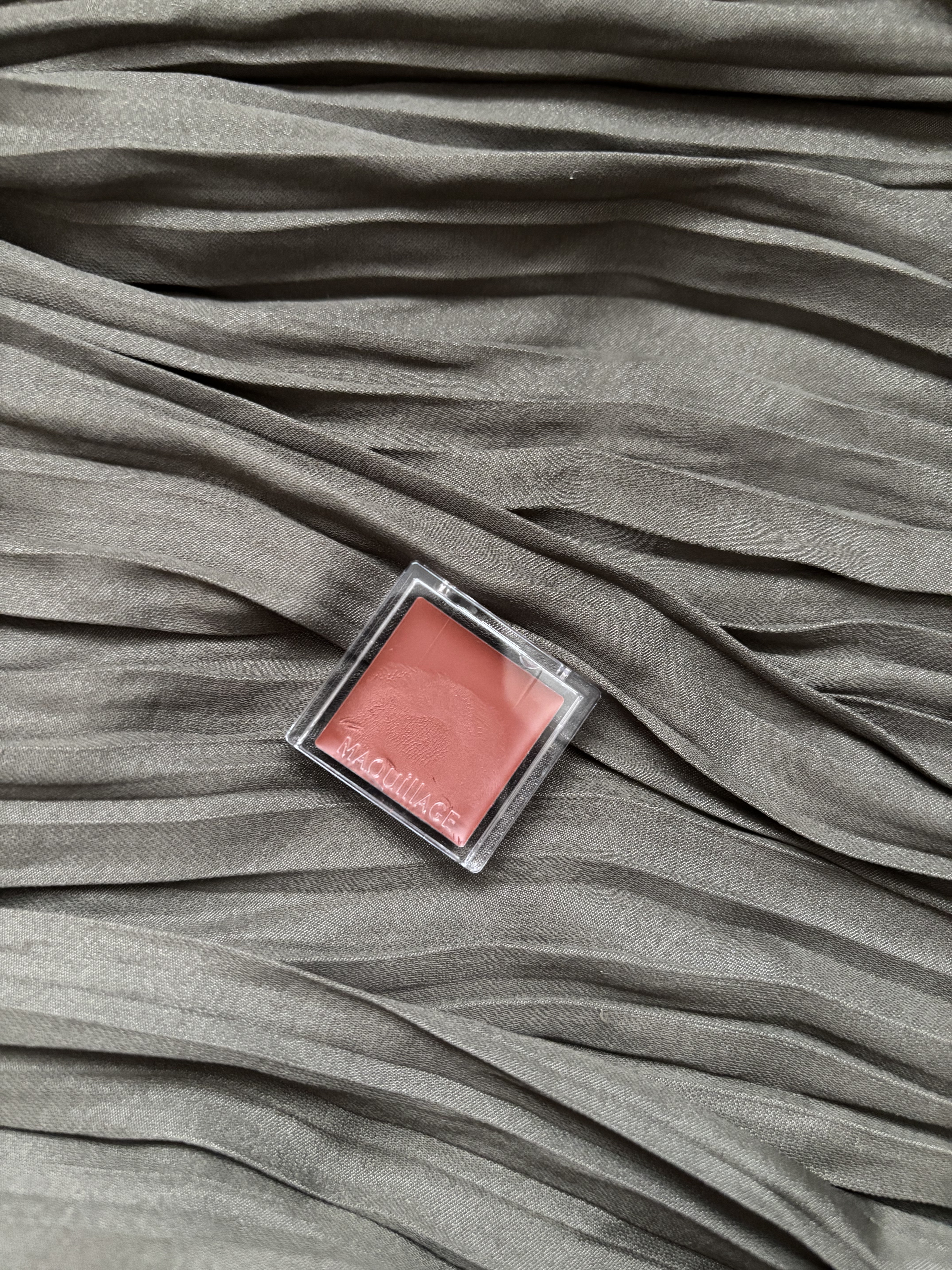 ドラマティックリップカラー (グロッシー)/マキアージュ/口紅を使ったクチコミ（1枚目）