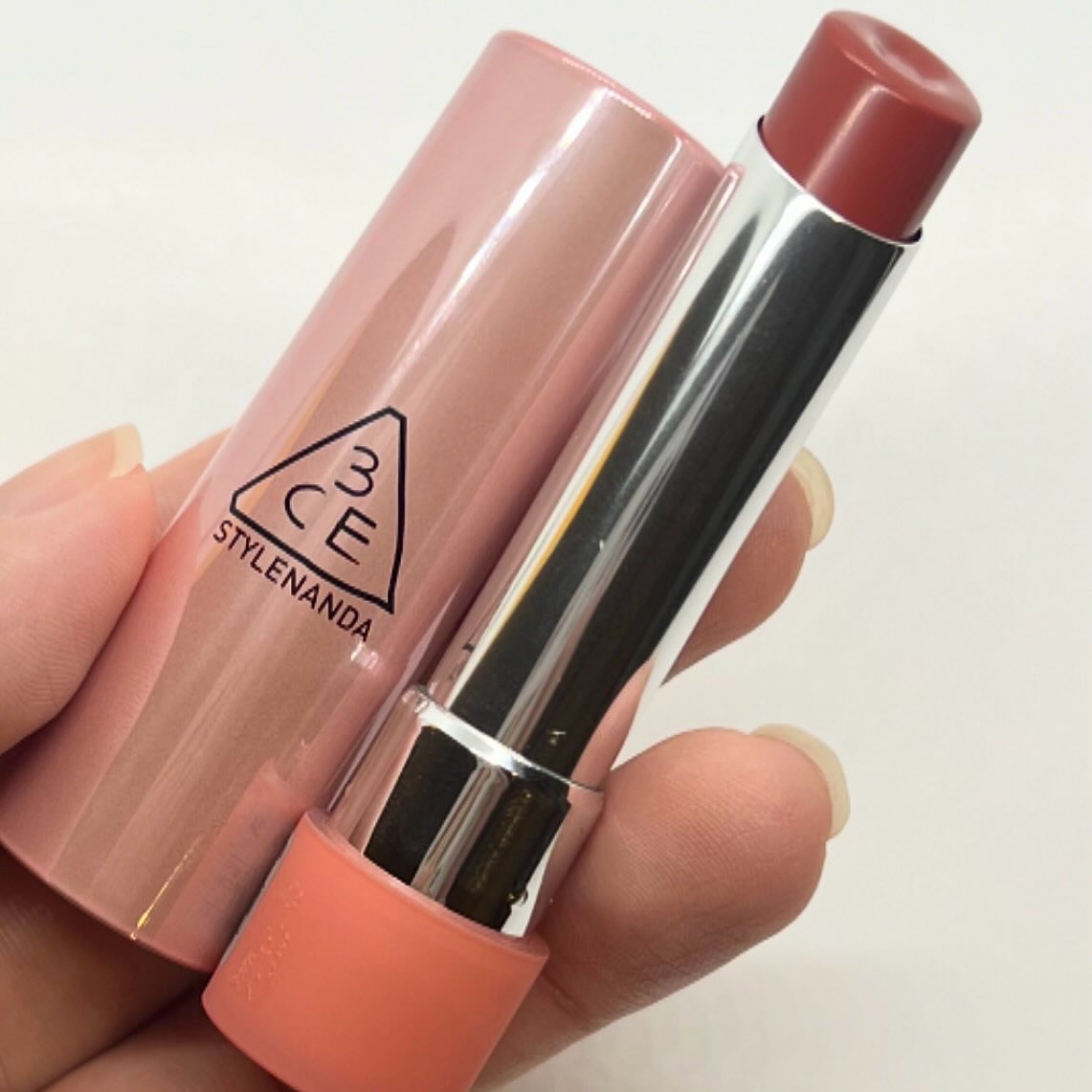 ユラ on LIPS 「3CEの新作 3CE グレイジーリップグロウ 全10色