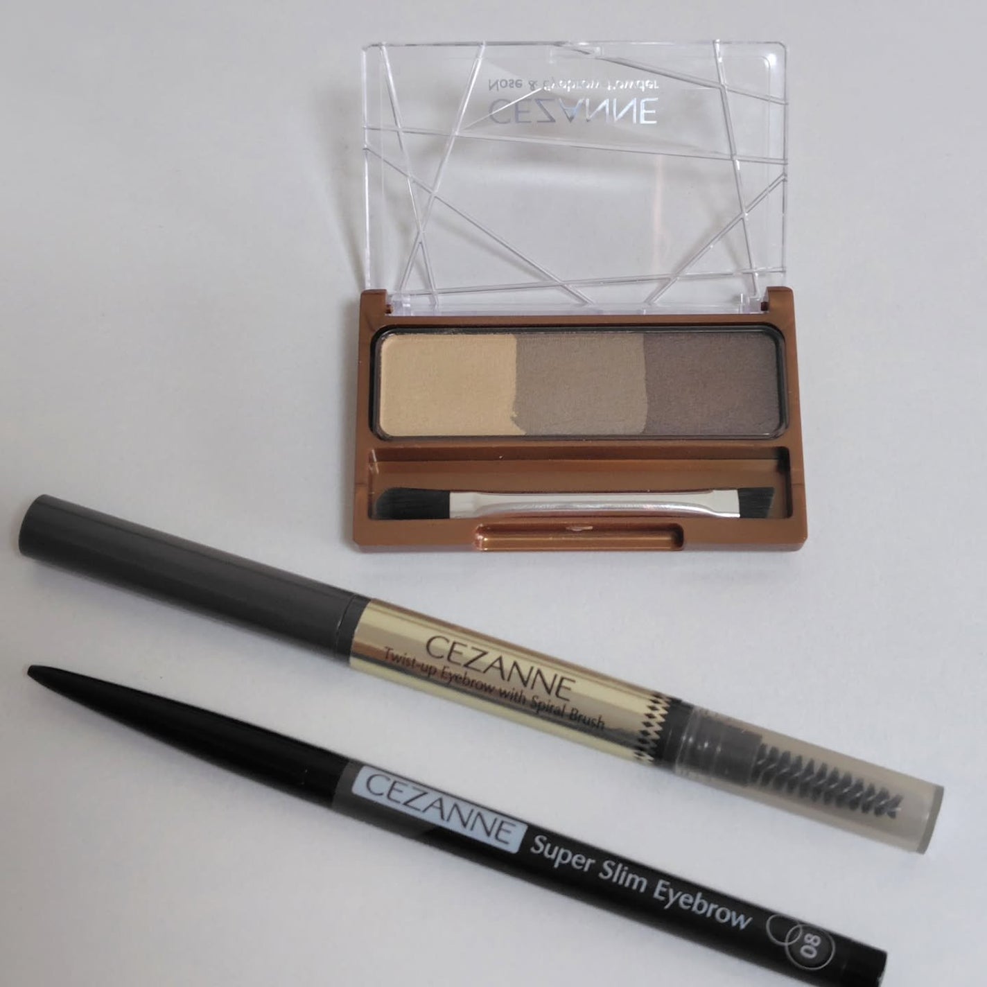 ノーズ&アイブロウパウダー/CEZANNE/パウダーアイブロウを使ったクチコミ(1枚目)