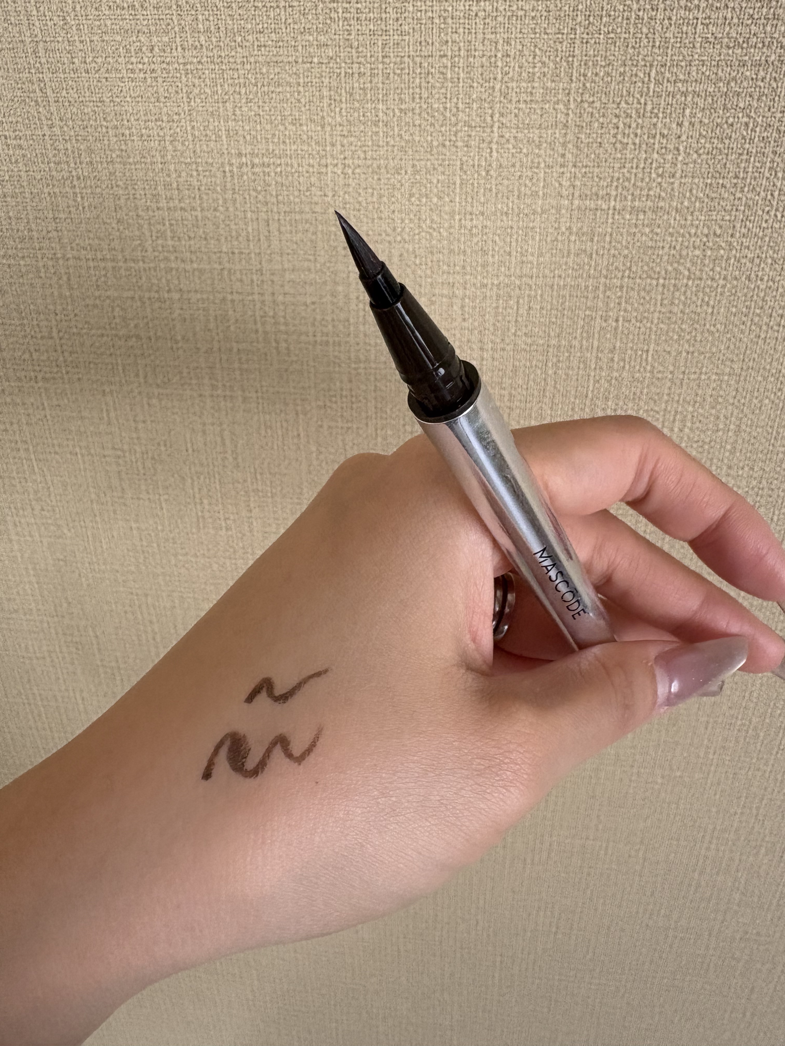 マスコード　スリークリキッド　アイライナー　/MASCODE/リキッドアイライナーを使ったクチコミ（2枚目）