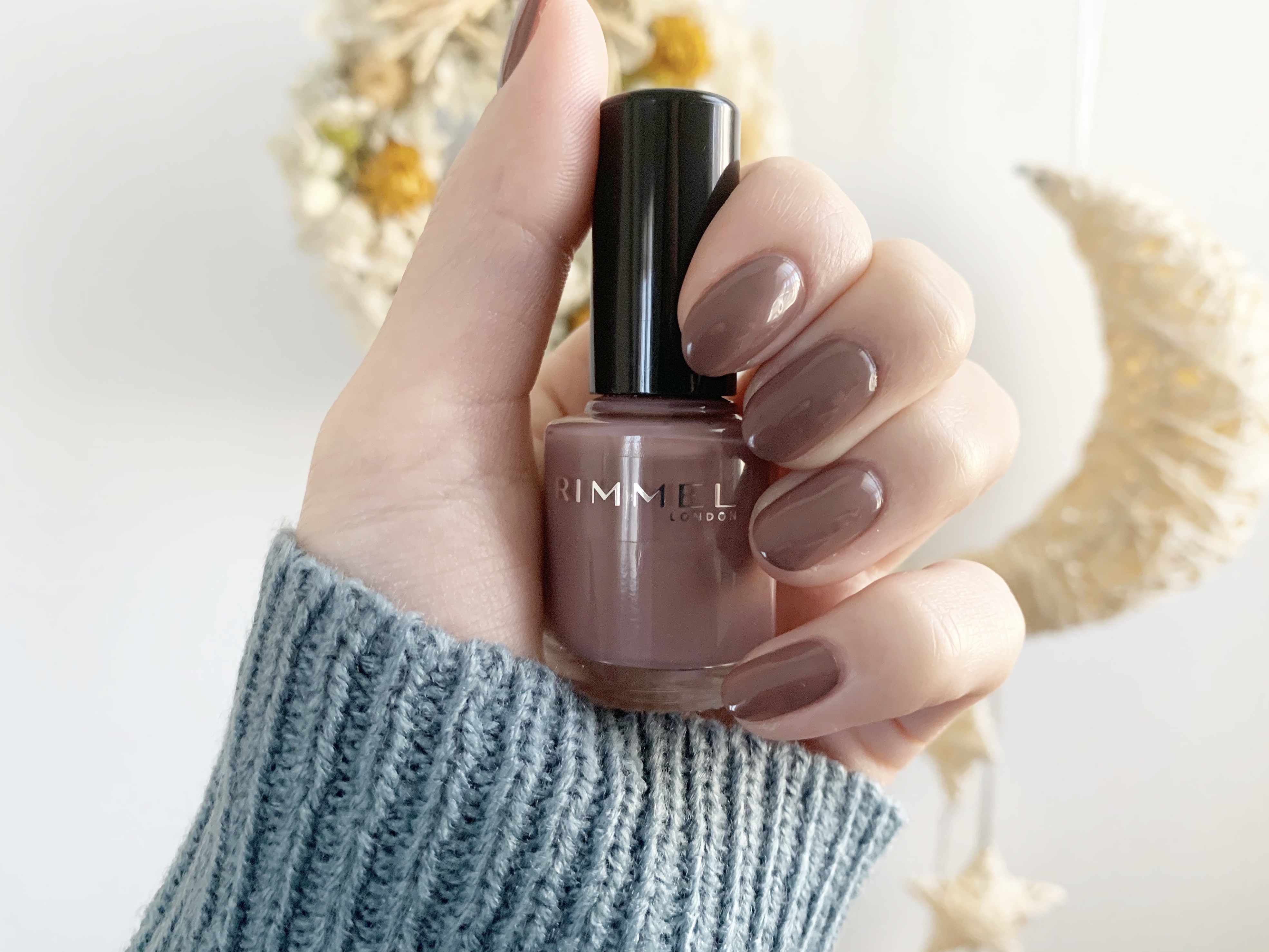 #大人のモカネイル図鑑 

大人っぽくすみモカネイル💅🤎