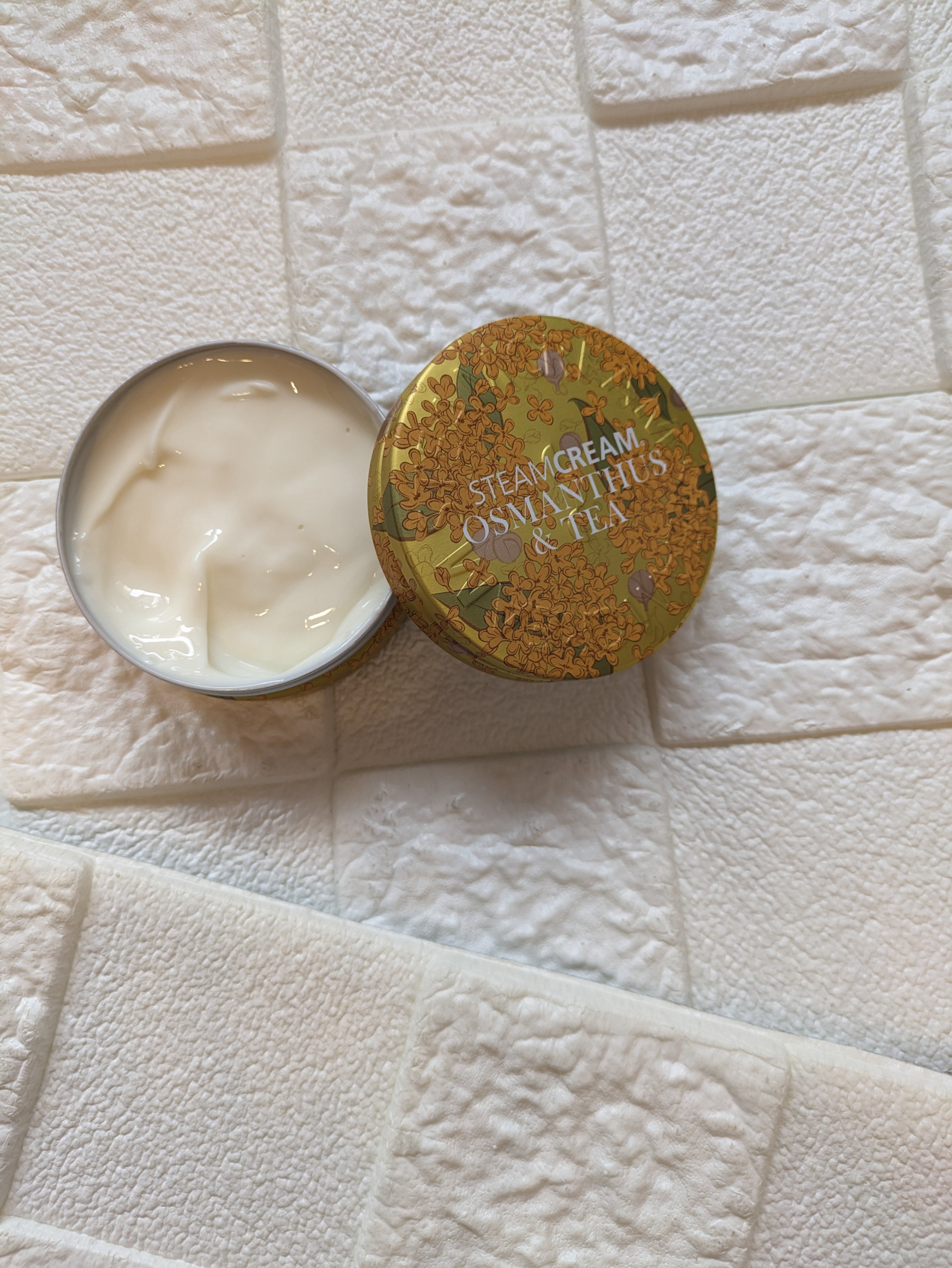 スチームクリーム キンモクセイ＆茶/STEAMCREAM/ボディクリームを使ったクチコミ（1枚目）