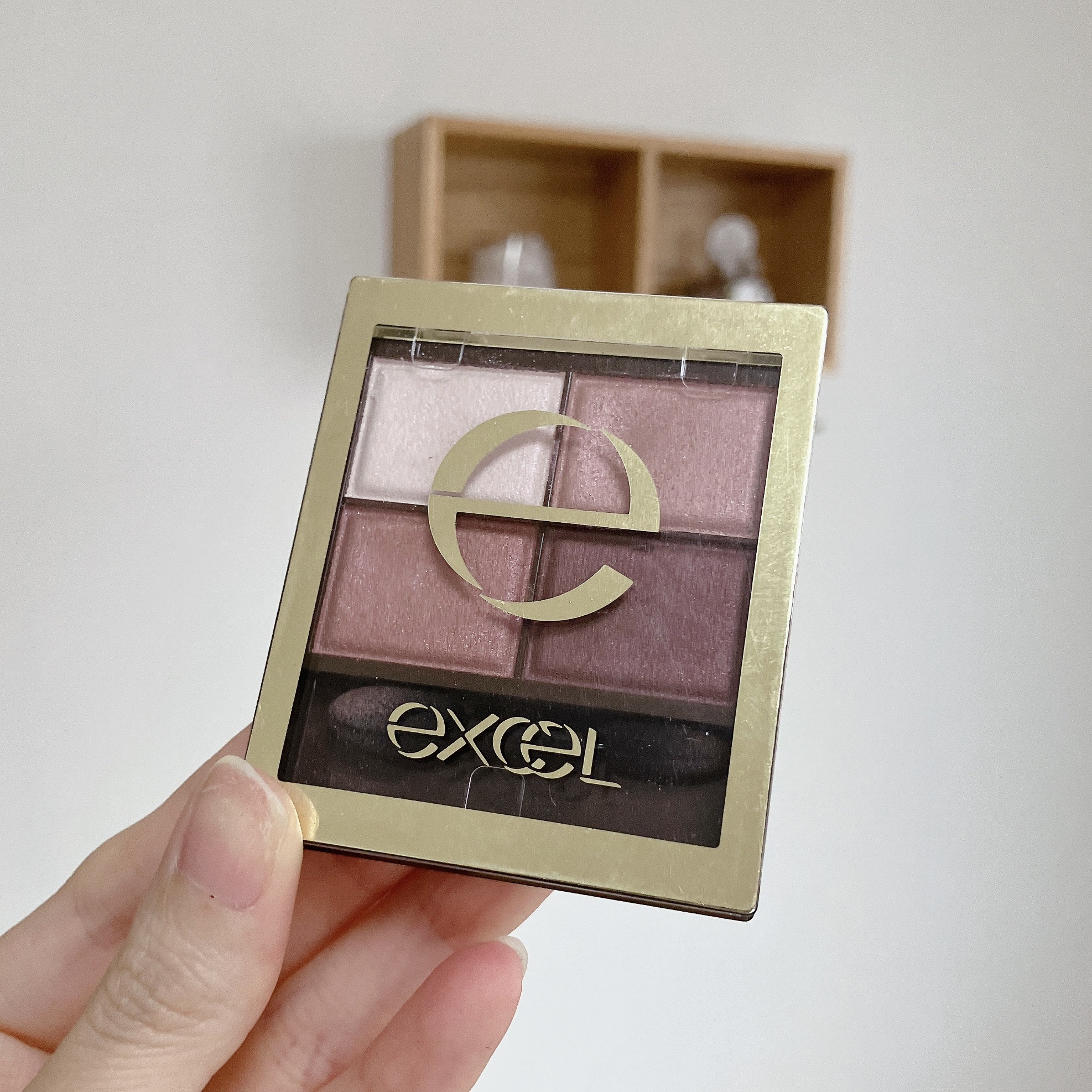 スキニーリッチシャドウ/excel/アイシャドウパレットを使ったクチコミ（2枚目）