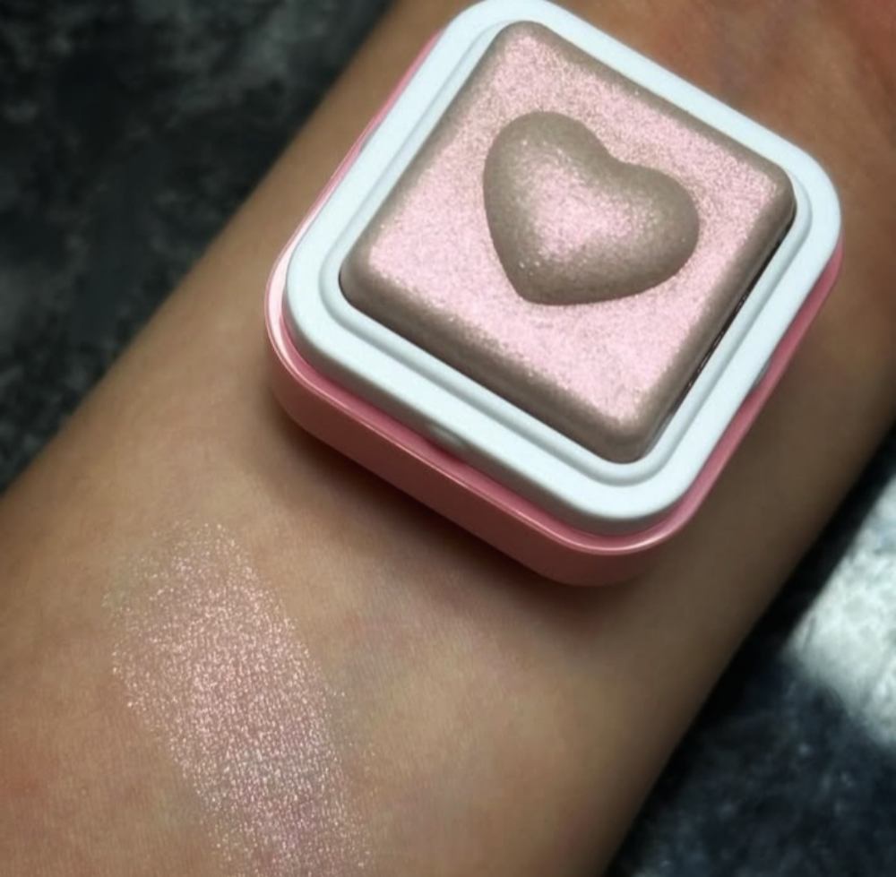 ミルクブリンハートライター/Colorgram/パウダーハイライトを使ったクチコミ（2枚目）