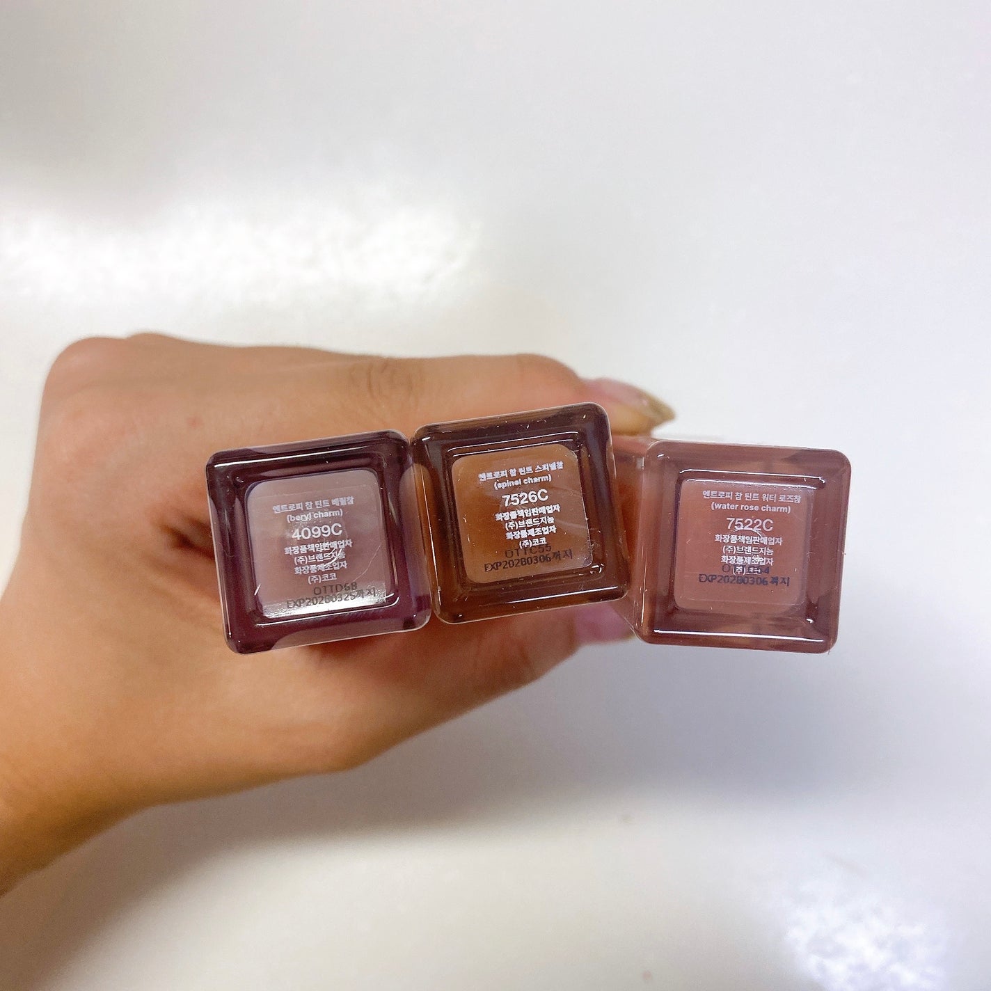 チャームティント グロッシーゲルライン/ENTROPY/リップティントを使ったクチコミ(3枚目)