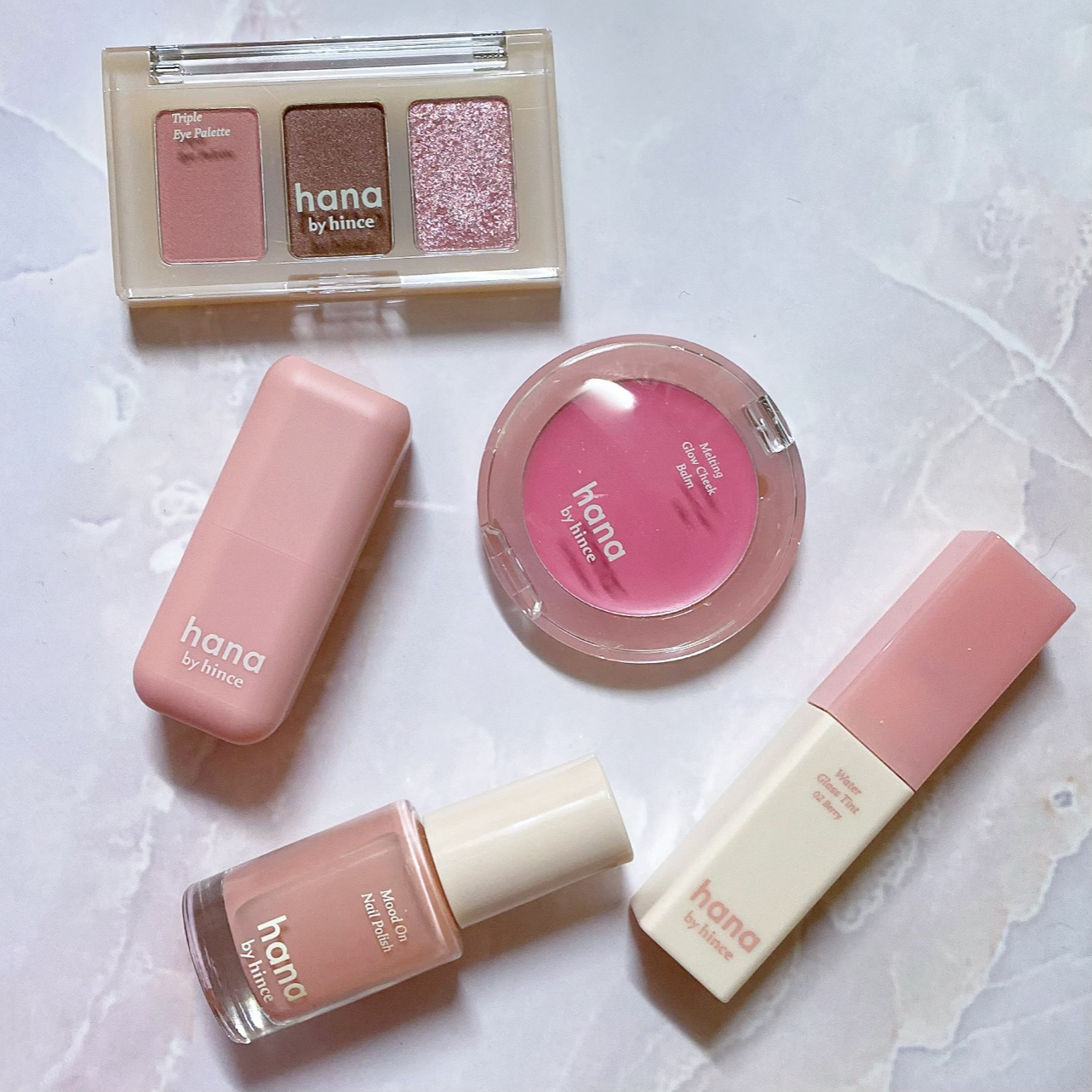 ムードオンネイルポリッシュ 02 ベリー/hana by hince/マニキュアを使ったクチコミ（2枚目）