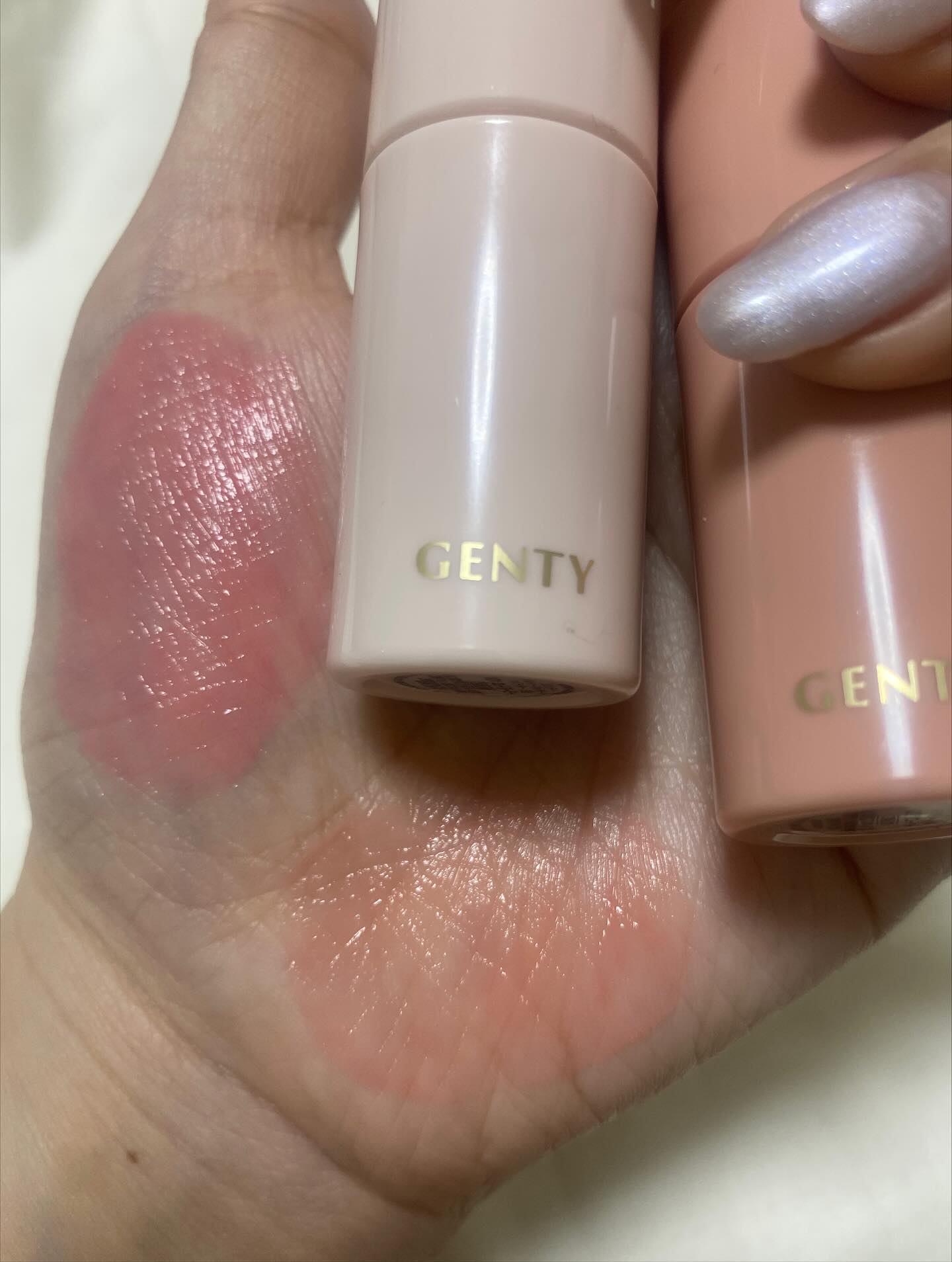 ジェンティー　メルトハーリキッドチークハイライター/GENTY/リキッドチークを使ったクチコミ（3枚目）