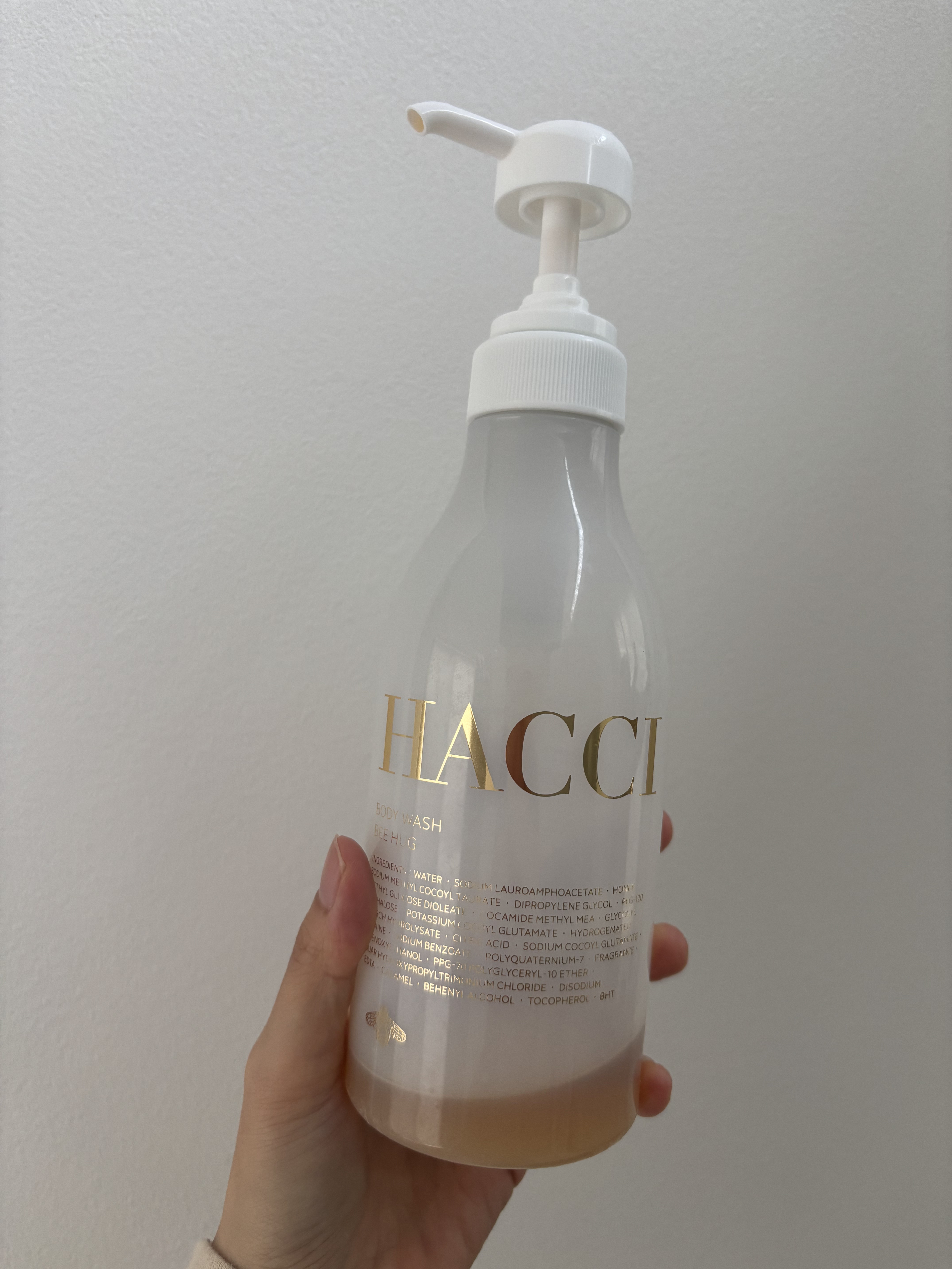 ボディウォッシュ BEE HUG 385mL/HACCI/ボディソープを使ったクチコミ（1枚目）