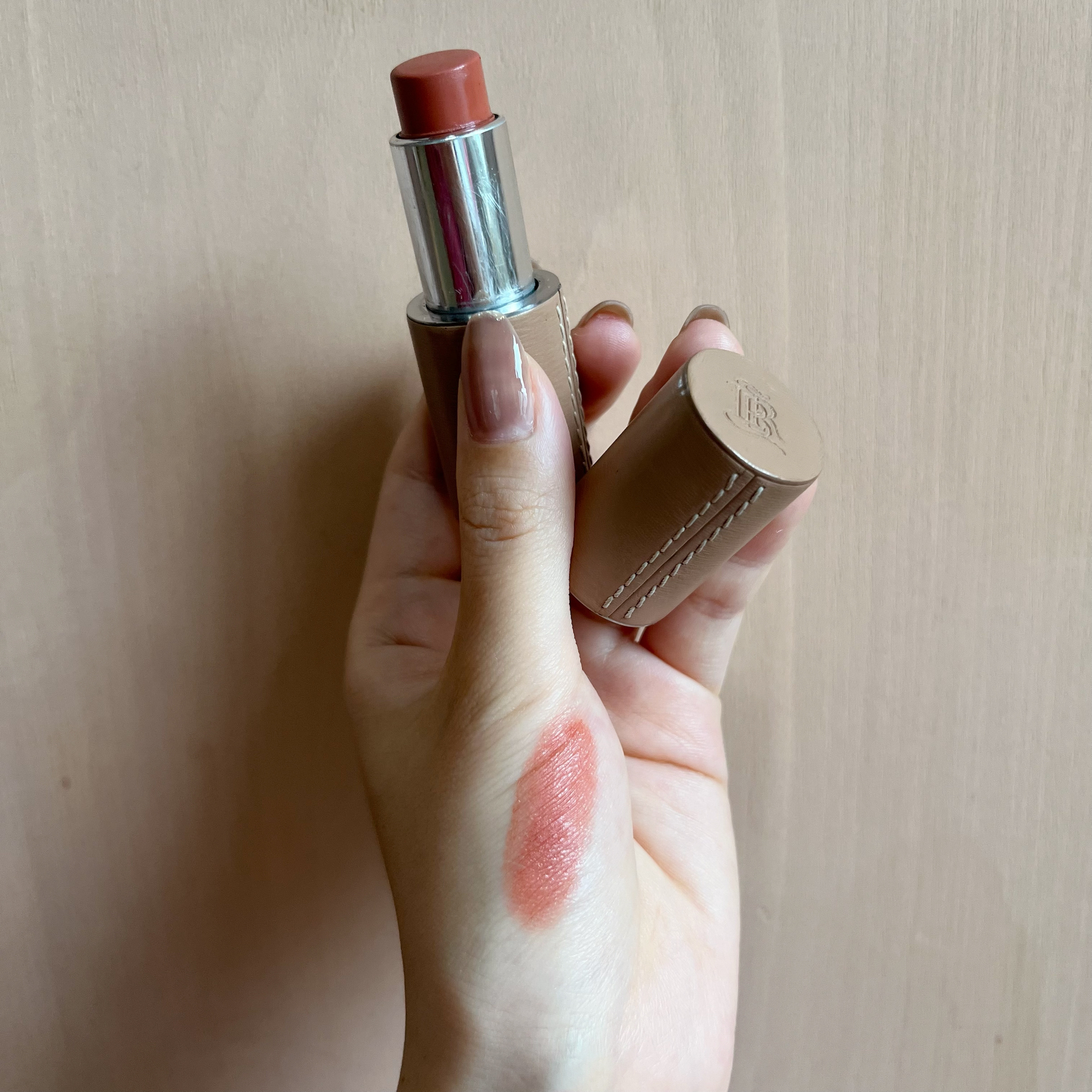 試してみた】ラ ブーシュ•ルージュ La Bouche Rougeの人気色