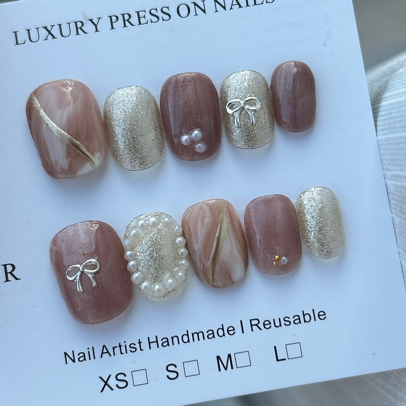 nail_c_tip フォロバ on LIPS 「◻︎独学セルフネイル◻︎チビ爪でも出来るネイル◻︎プチプラ10..」(1枚目)