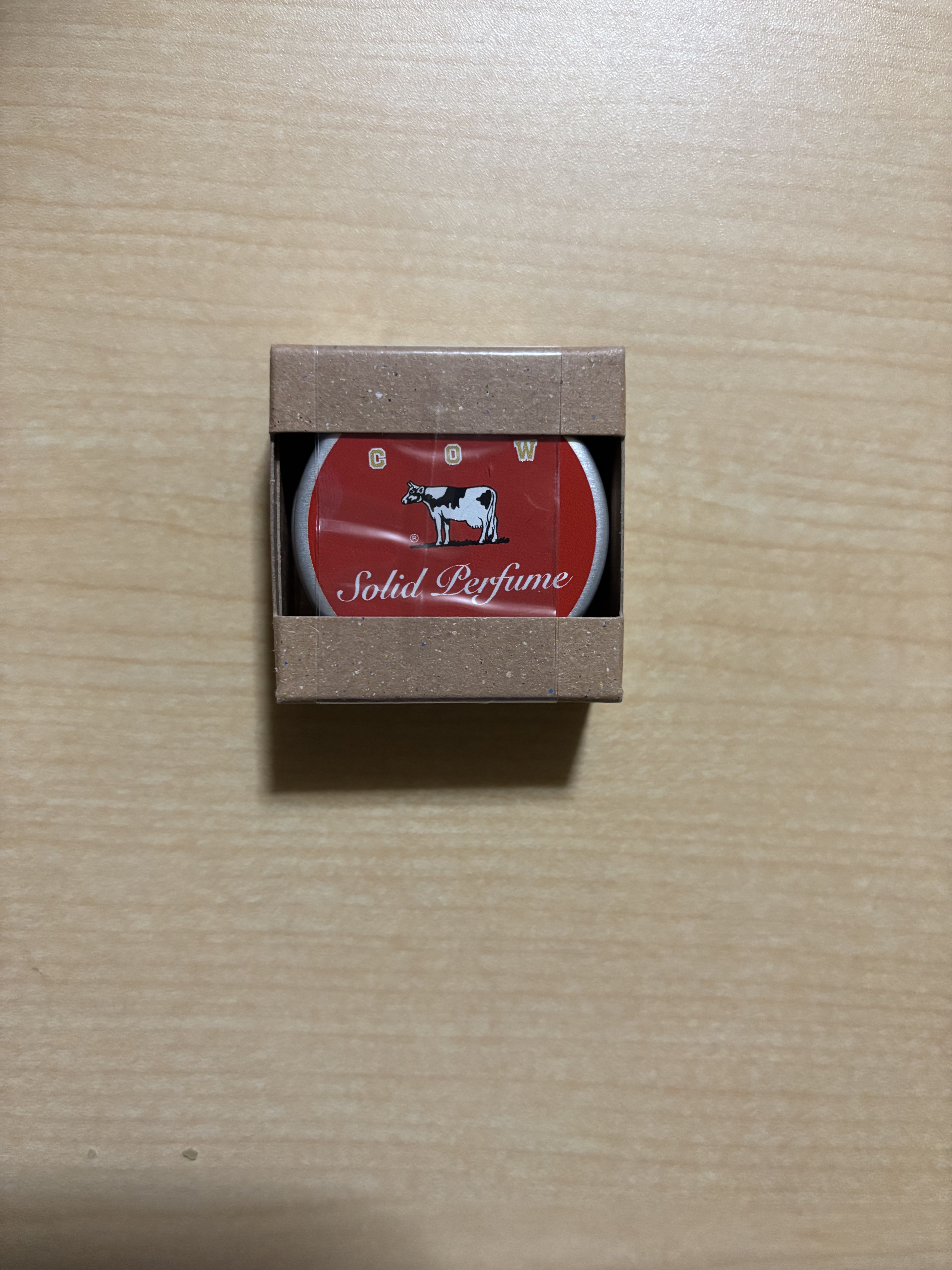 赤箱の香りの練り香水/カウブランド/練り香水を使ったクチコミ（1枚目）
