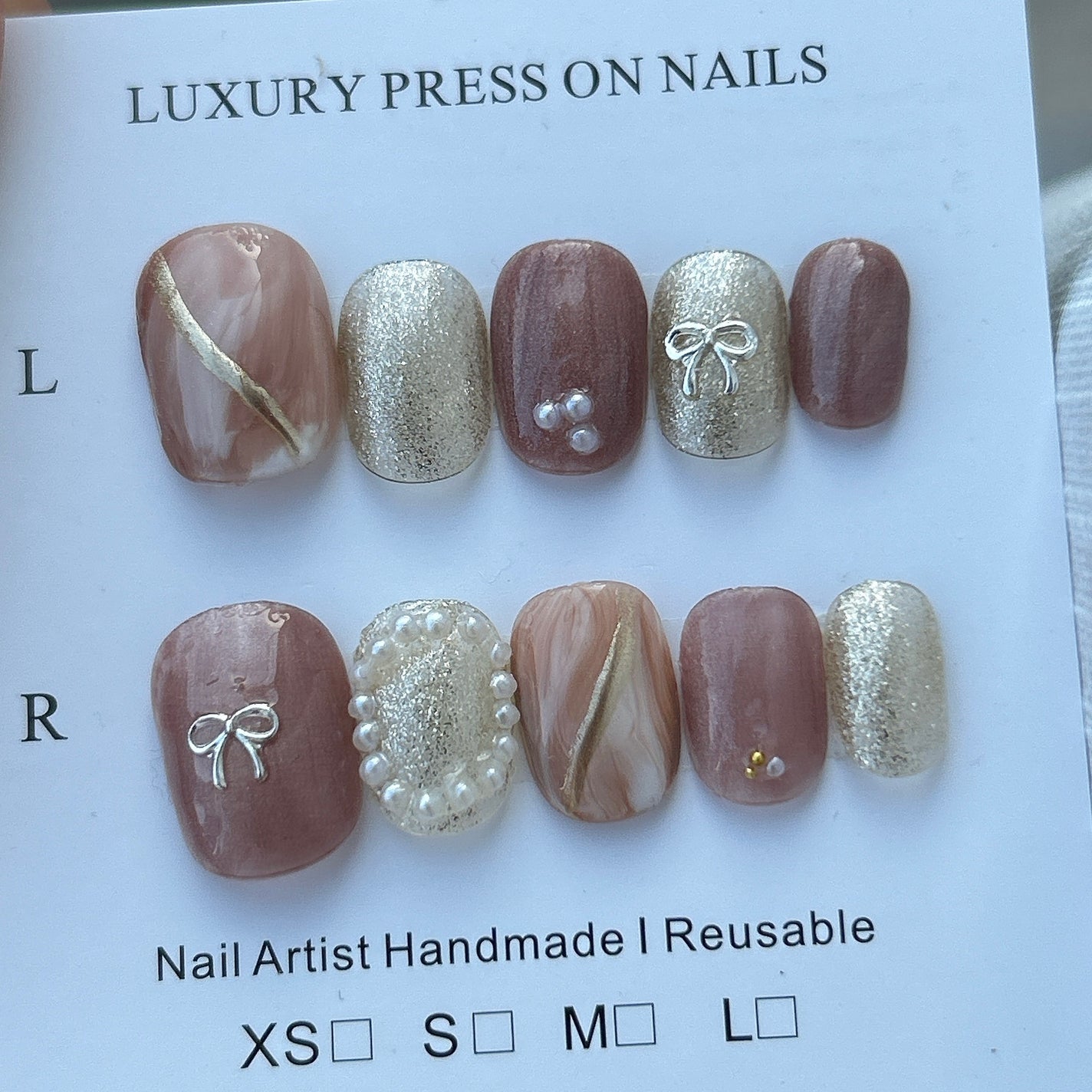 nail_c_tip フォロバ on LIPS 「◻︎独学セルフネイル◻︎チビ爪でも出来るネイル◻︎プチプラ10..」(2枚目)