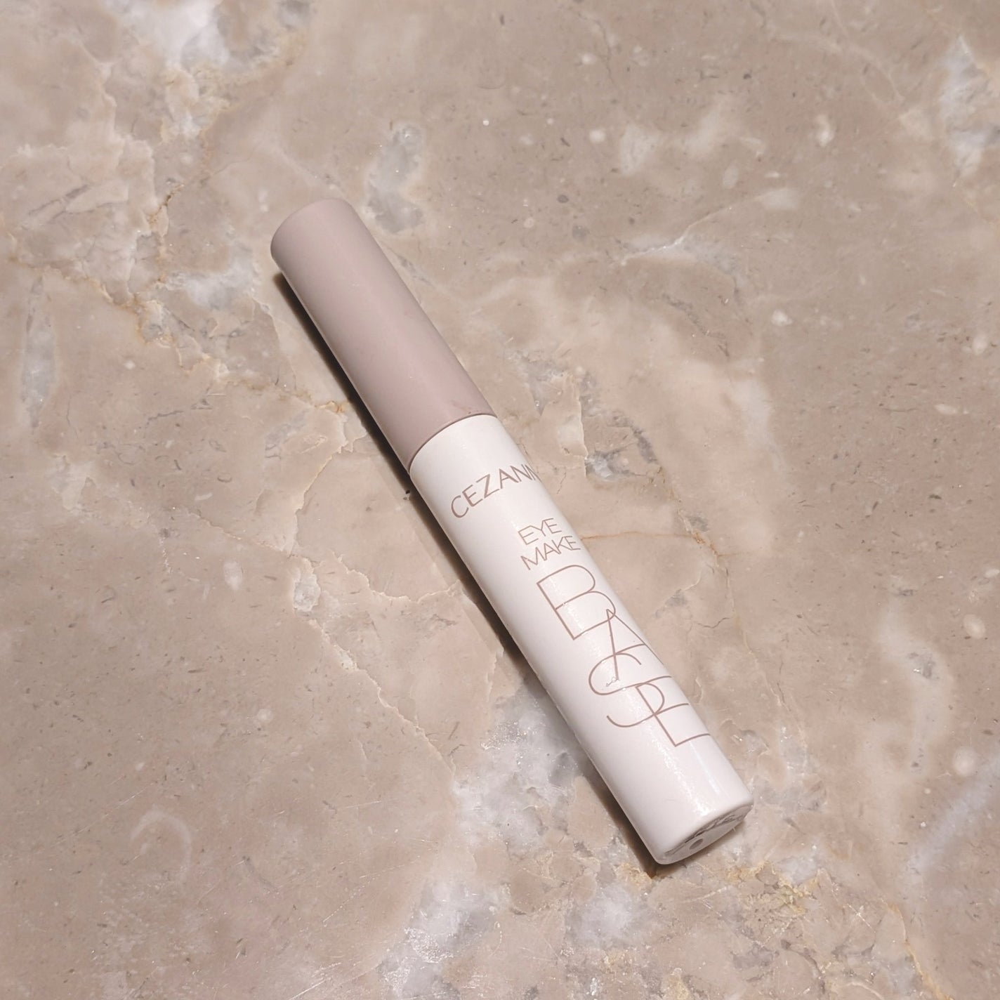 アイメイクベース/CEZANNE/アイシャドウベースを使ったクチコミ(2枚目)