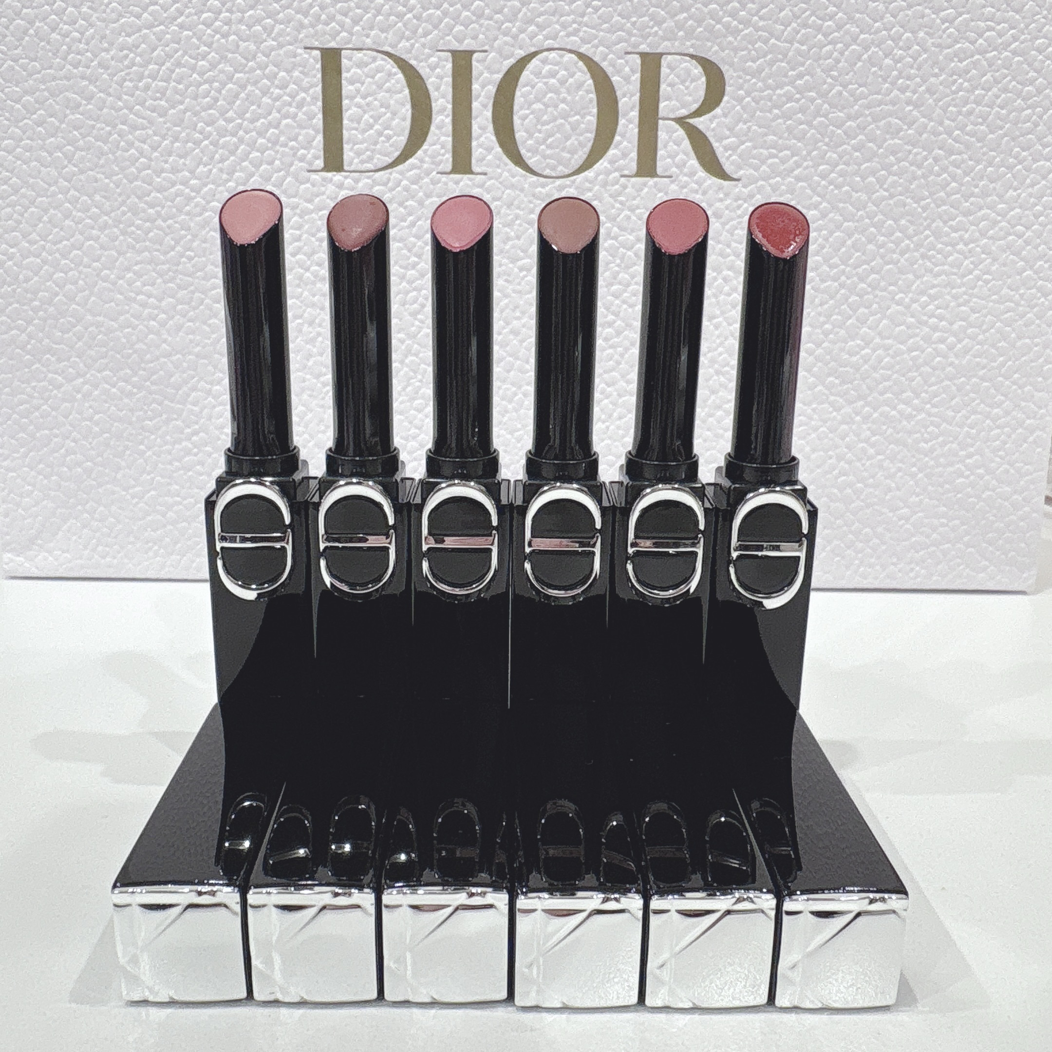 ルージュ ディオール オン ステージ/Dior/口紅・グロス・リップライナー・リップケアを使ったクチコミ（1枚目）
