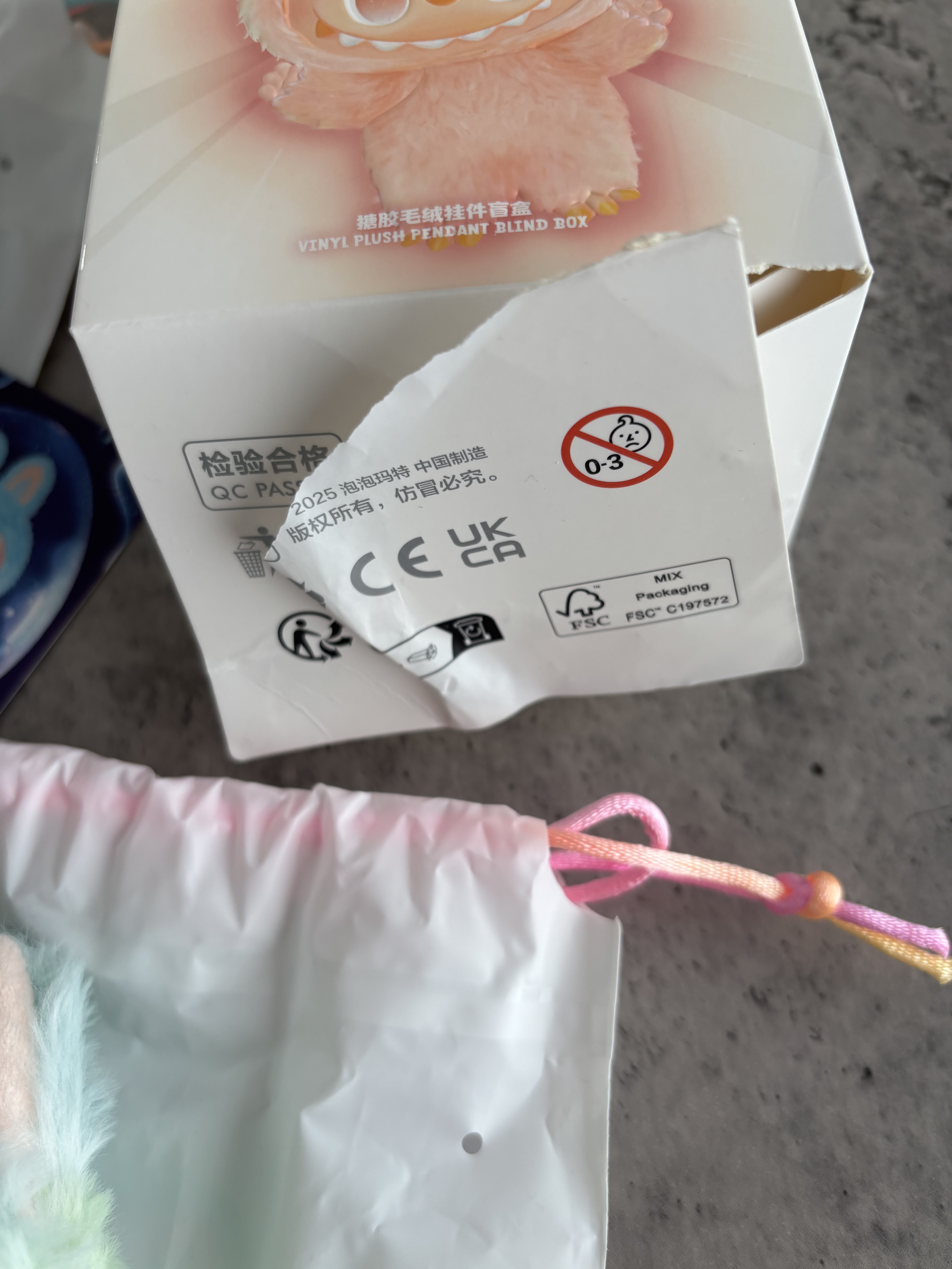 THE MONSTERS Big into Energy シリーズ ぬいぐるみペンダント/POP MART/その他を使ったクチコミ（2枚目）