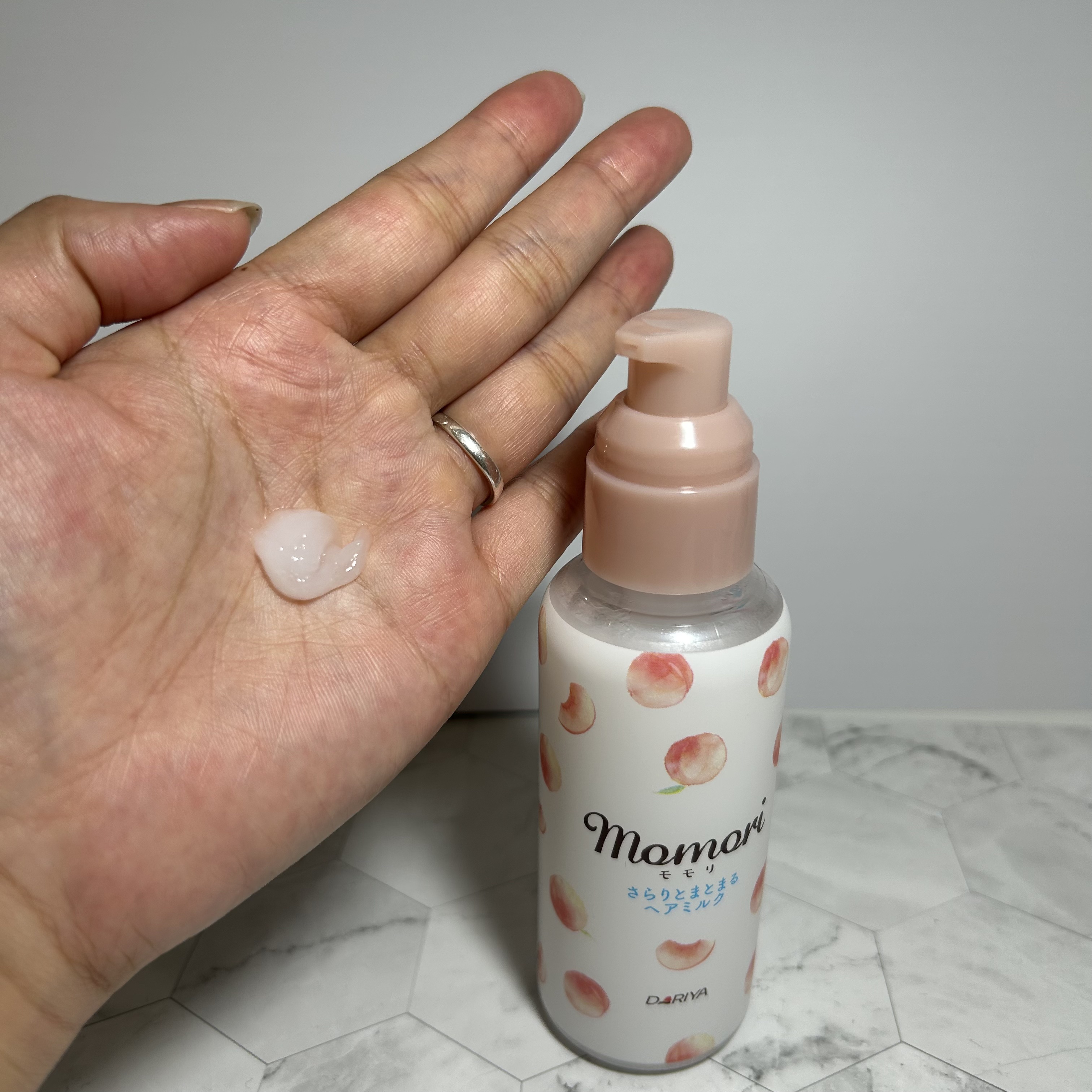 さらりとまとまるヘアミルク/モモリ/ヘアミルクを使ったクチコミ（2枚目）