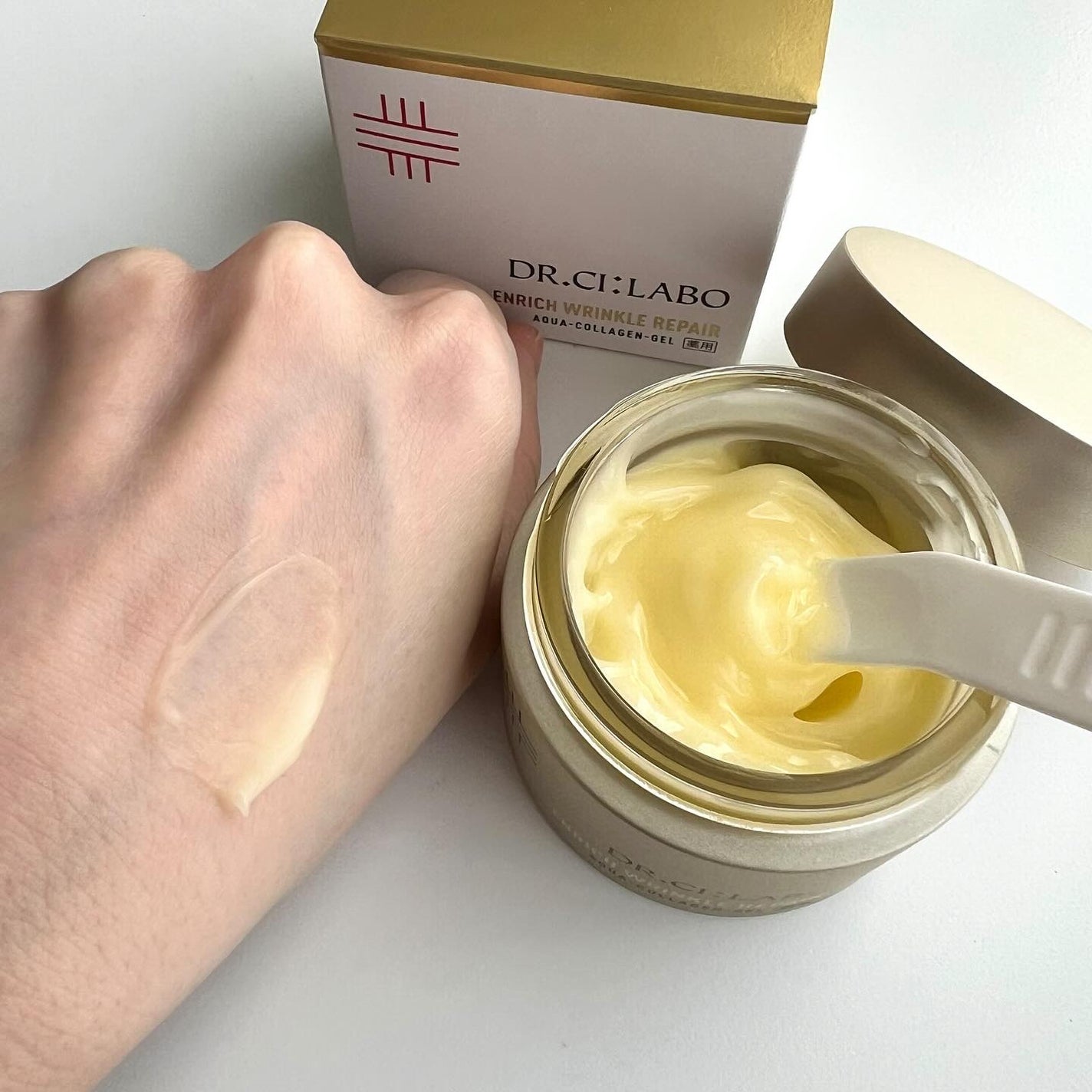 薬用アクアコラーゲンゲル エンリッチリンクルリペア/ドクターシーラボⓇ/フェイスクリームを使ったクチコミ(2枚目)