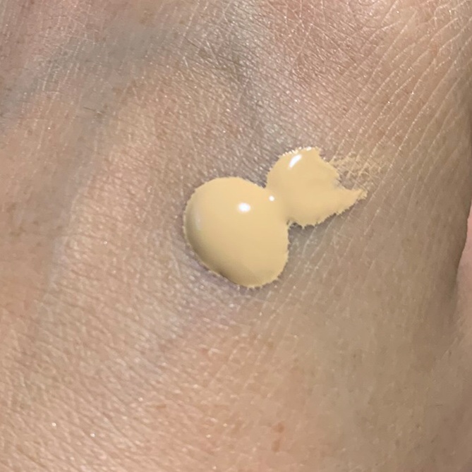 タンフリュイドエクラ マット/クレ・ド・ポー ボーテ/リキッドファンデーションを使ったクチコミ（2枚目）